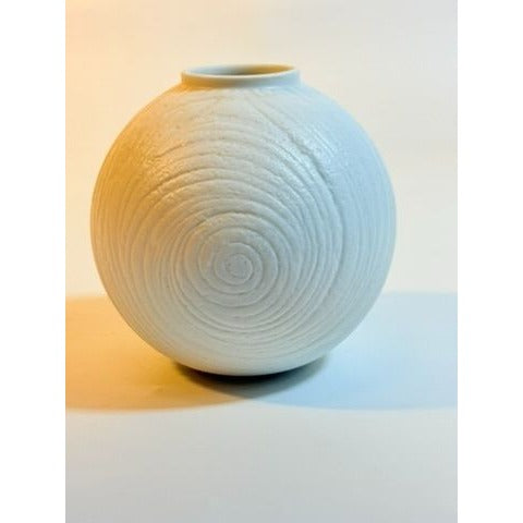 Vase Rosenthal Studio Line Martin Freyer Op Art Modernist Matte white bisque porcelain Swirl Globular Designer Mid Century Modern Vintage