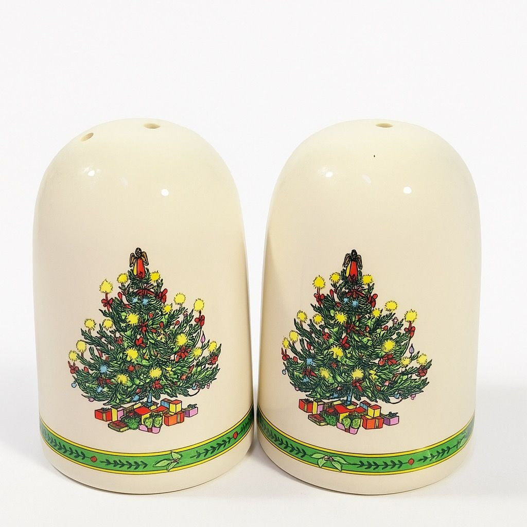 Vintage Russ Berrie Christmas Tree Ceramic Salt & Pepper Shakers Pair| Kitchen Decor Tablescape Holiday Seasonal Table Hostess Party