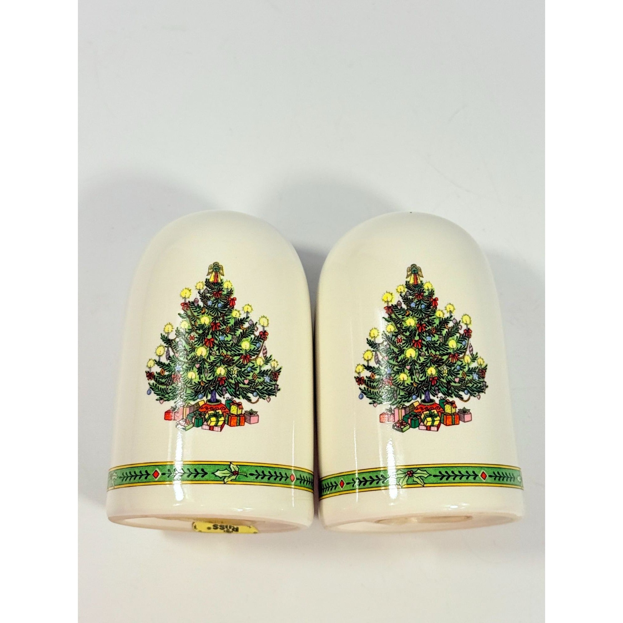 Vintage Russ Berrie Christmas Tree Ceramic Salt & Pepper Shakers Pair| Kitchen Decor Tablescape Holiday Seasonal Table Hostess Party