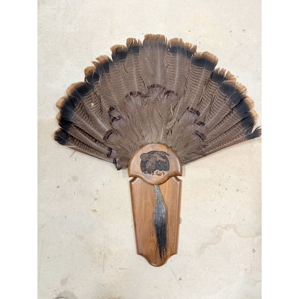 Hunting Mount Wild Turkey Hunt Trophy Tail Beard Mount 29” Wood Plaque Panel Taxidermy Trophy Fan Wooden Wall Cabin Man Cave Grandpa Core