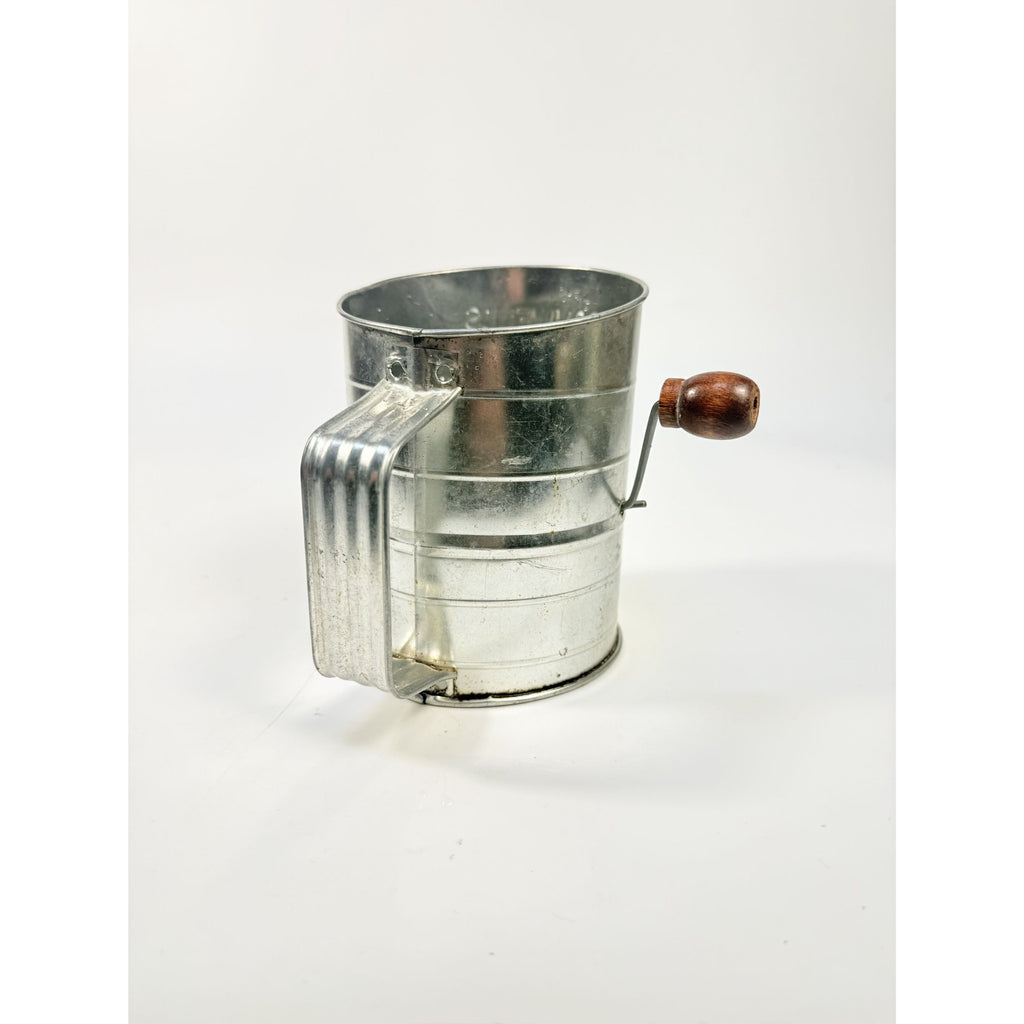 Flour Sifter Vintage Bromwell’s 3 Cup Flour Sifter USA Tin Hand Wooden Crank Mid Century Farmhouse Kitchen Tools Utensils Cooking
