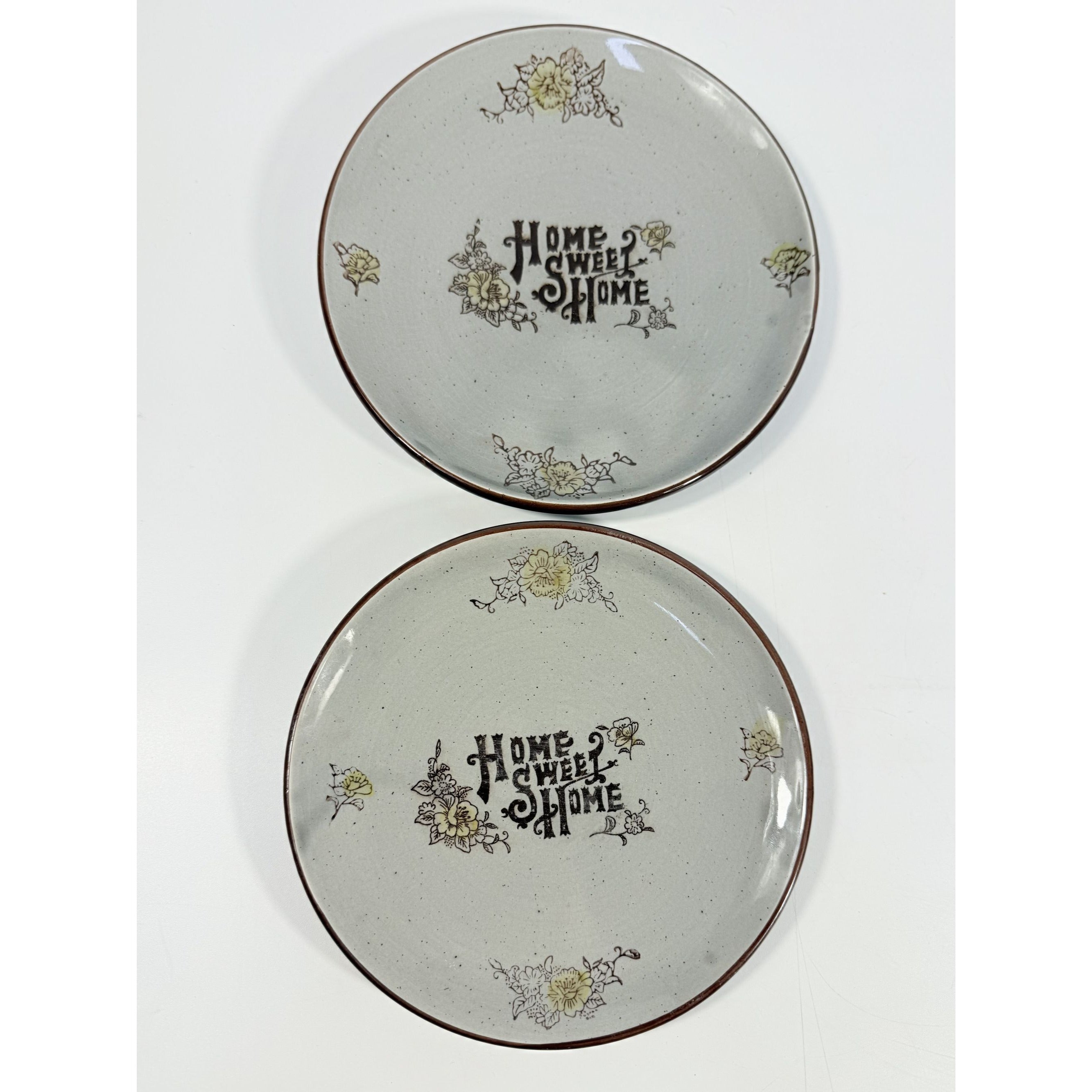 Stoneware Plates Set 4 Home Sweet Home Japan Floral Specked Dessert Salad Vintage Farmhouse Country Cottage Granny Core Pottery Ceramic