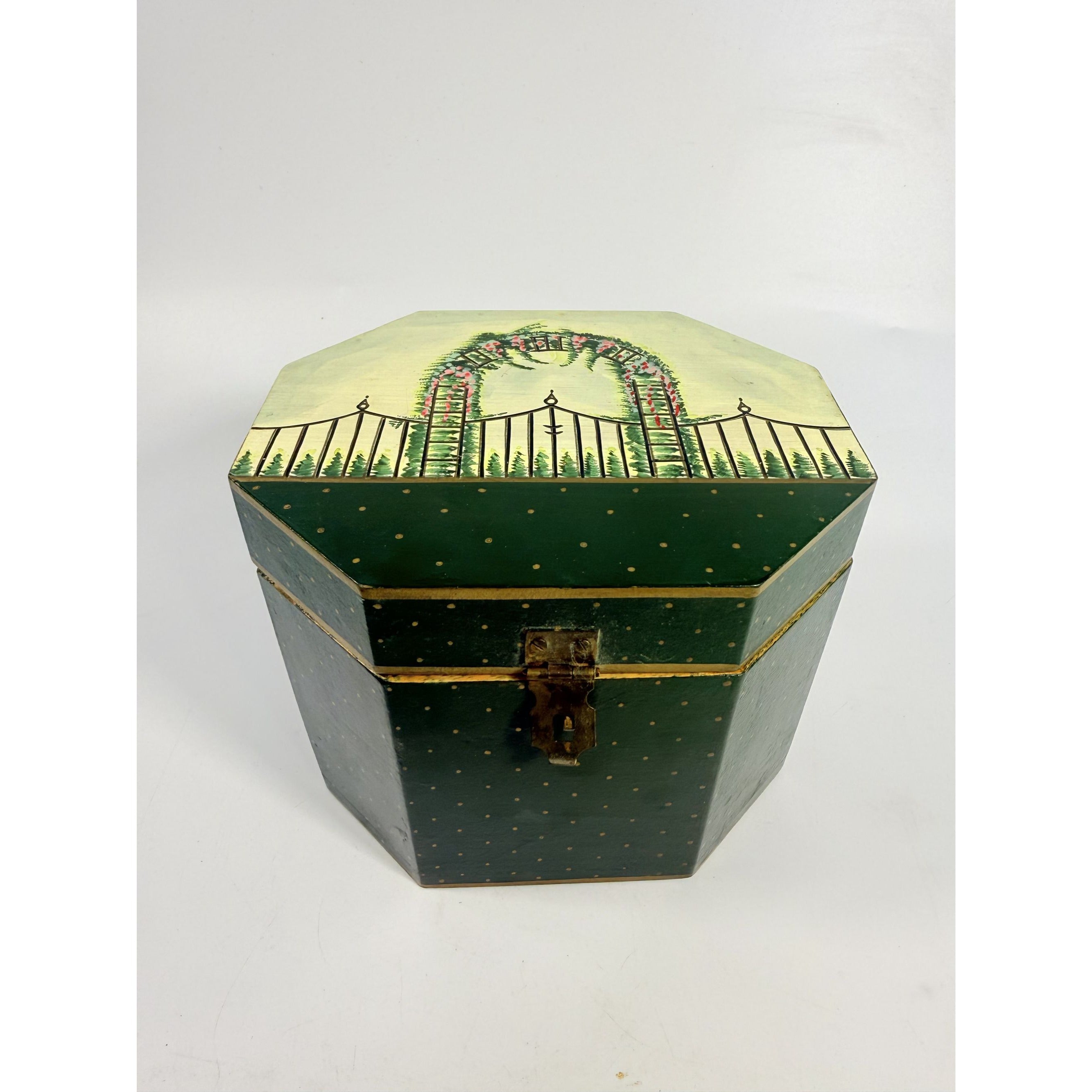 Wooden Keepsake Box Vintage Hand-Painted Garden Gate Flowers Trellis Octagon Wood Storage Box Boudier Dresser Purse Box Spring Cottage