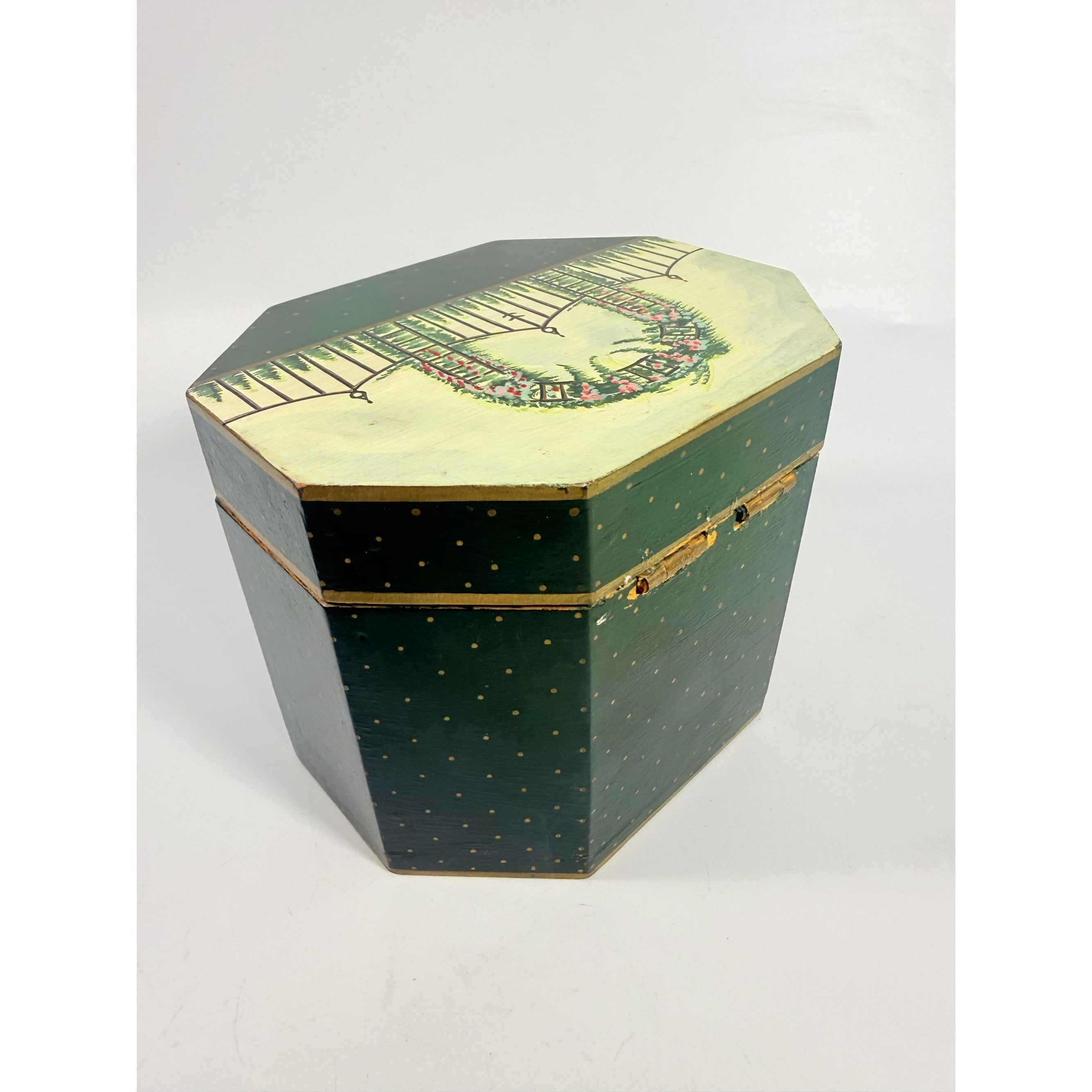 Wooden Keepsake Box Vintage Hand-Painted Garden Gate Flowers Trellis Octagon Wood Storage Box Boudier Dresser Purse Box Spring Cottage