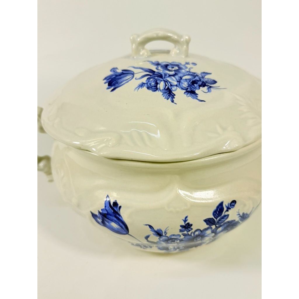 Ironstone Flow Blue Chamber Pot Planter Transferware Vintage Bowl Handle Lid Flowers Farmhouse Country Cottage Granny Core
