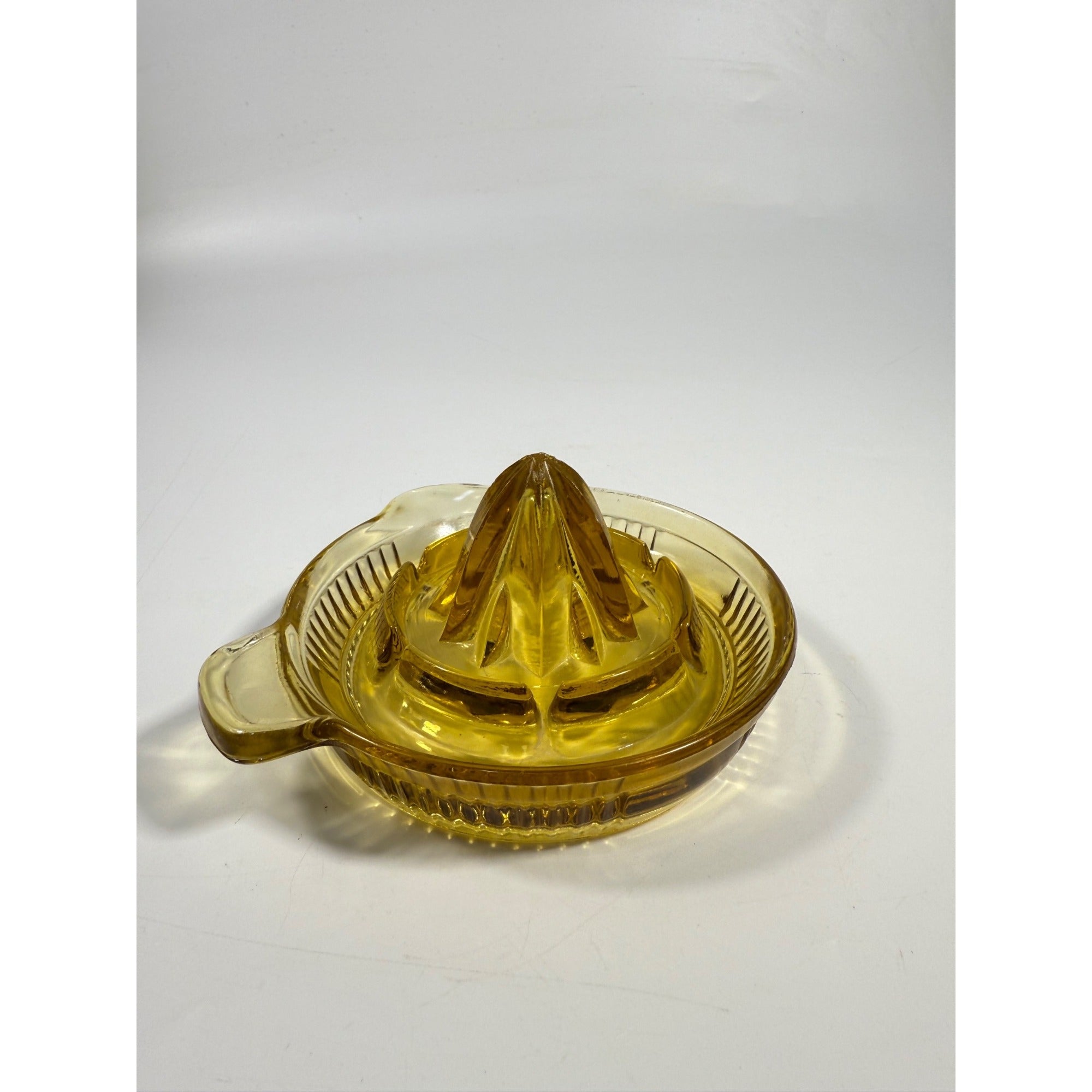 Amber Juicer Reamer 1930s Amber Orange Glass Vintage Glassware Kitchen Tools Untensil Partyware Cooking Kitchenware Breakfast Juice