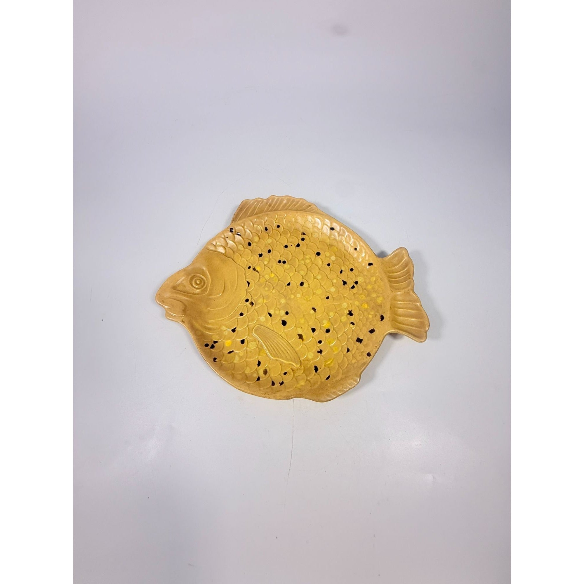 Serving Plate Platter Olives or Pickles Fish Holland Mold Hand Painted Mid Century Coastal Kitsch Vintage Scales Trinket Dish Gallery Wall