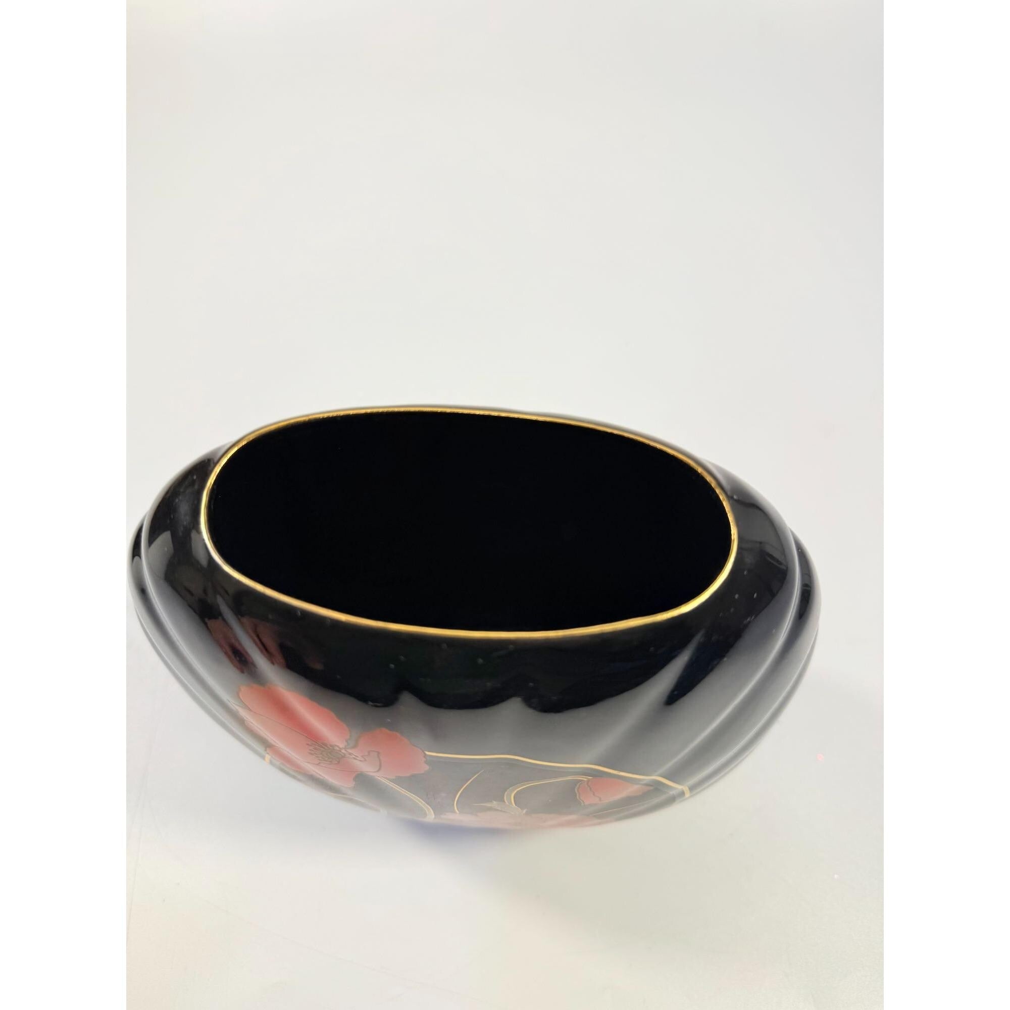 Oriental Vase Black Gloss Porcelain Red Poppies Flowers Poppy Fine China Japan 80s Retro Gold Embossed Home Decor Decorative Accents
