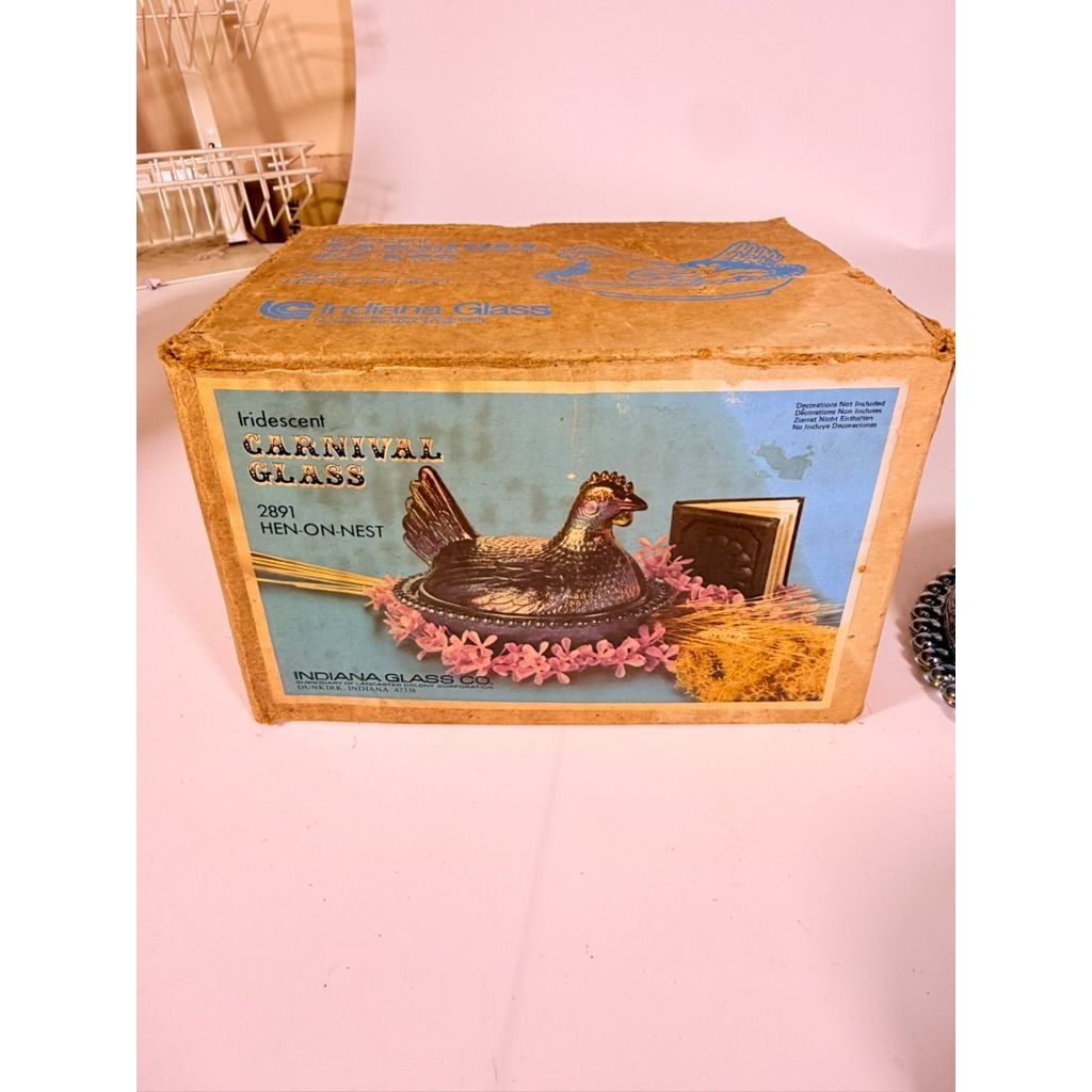 Hen on Nest Indiana Glass Company Evergreen Teal Green #2891 Iridescent Vintage Carnival Glass Candy Nut Dish Original Box Collectible