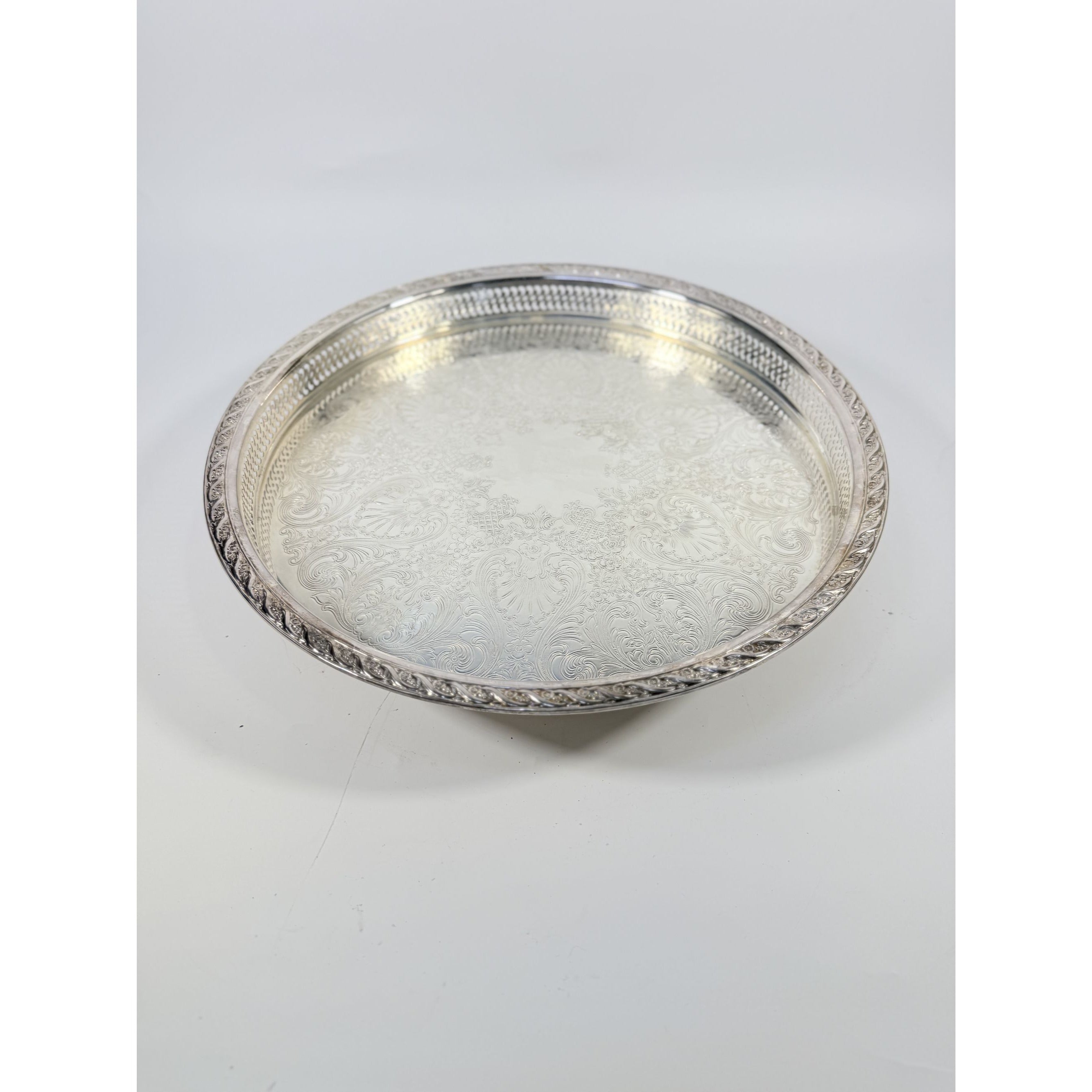 Round Pedestal Cake Stand Lazy Susan Spring Flowers Silver Plated Wm Rogers & Sons Pierced Edge Reticulated Tray Server Hostess Serving