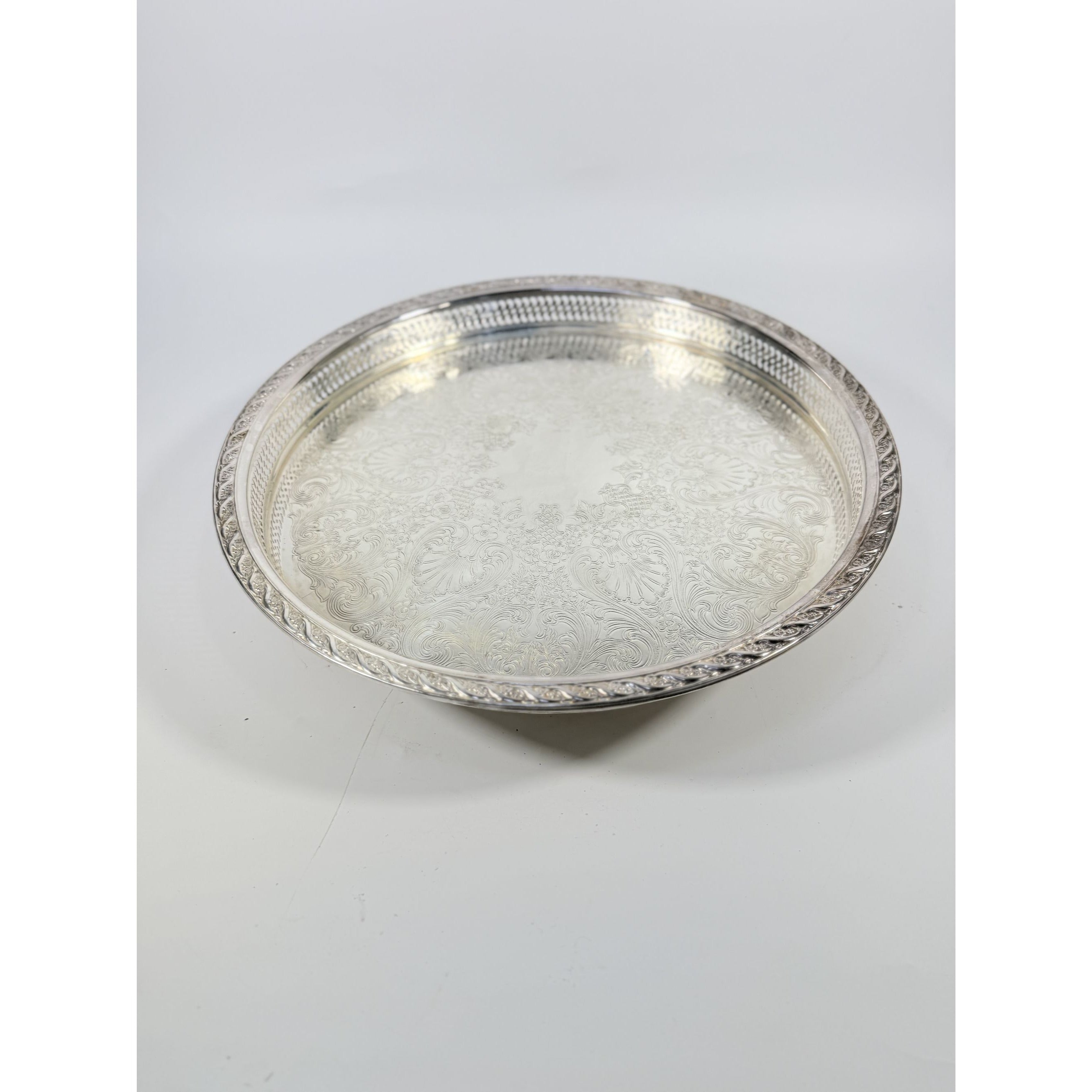 Round Pedestal Cake Stand Lazy Susan Spring Flowers Silver Plated Wm Rogers & Sons Pierced Edge Reticulated Tray Server Hostess Serving