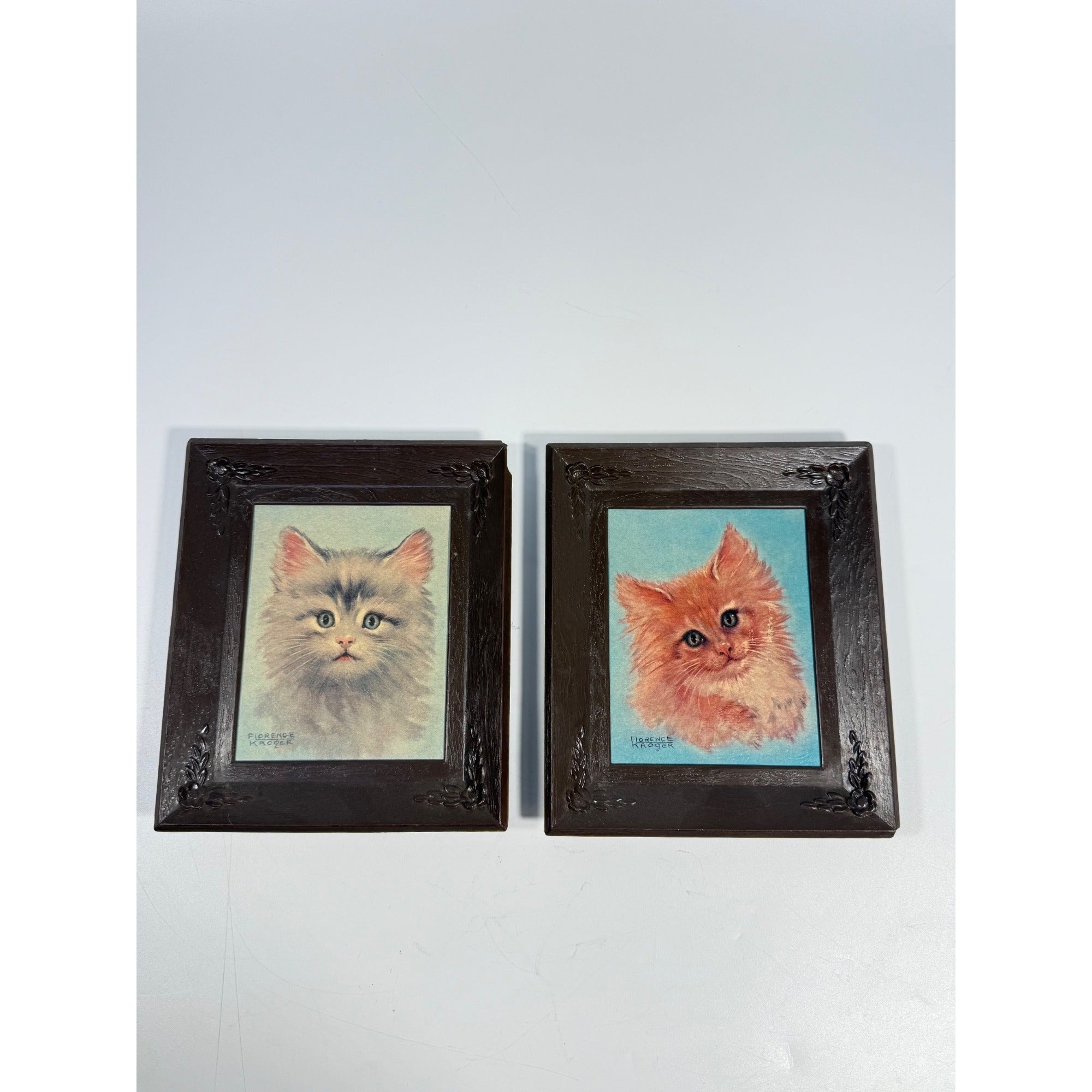 Pair Framed Cat Prints Art Vintage Artist Florence Kroger Mid Century Kittens Nu Dell Corp Frame Plastic No Glass Wall Shelf Art Home Decor