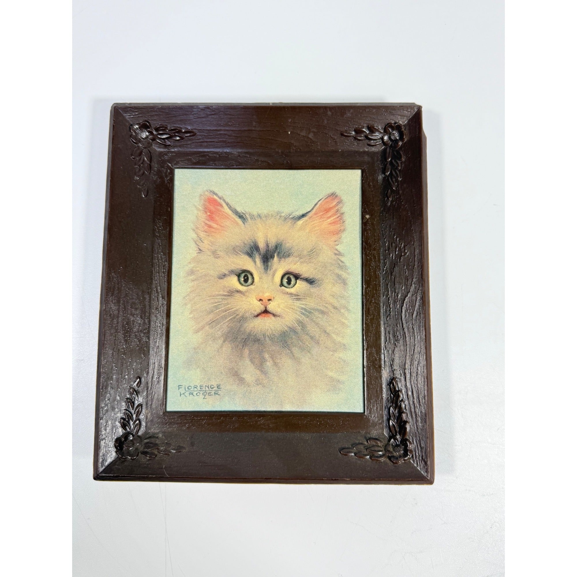 Pair Framed Cat Prints Art Vintage Artist Florence Kroger Mid Century Kittens Nu Dell Corp Frame Plastic No Glass Wall Shelf Art Home Decor
