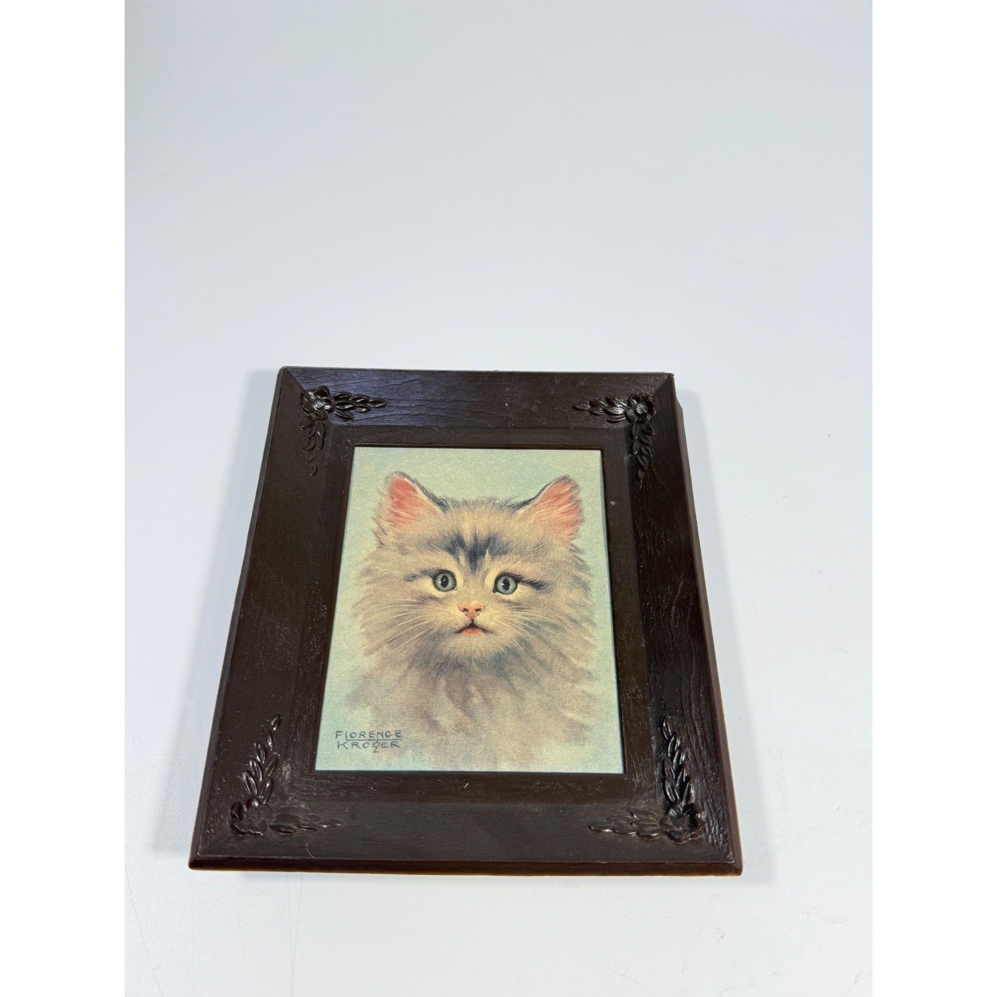 Pair Framed Cat Prints Art Vintage Artist Florence Kroger Mid Century Kittens Nu Dell Corp Frame Plastic No Glass Wall Shelf Art Home Decor