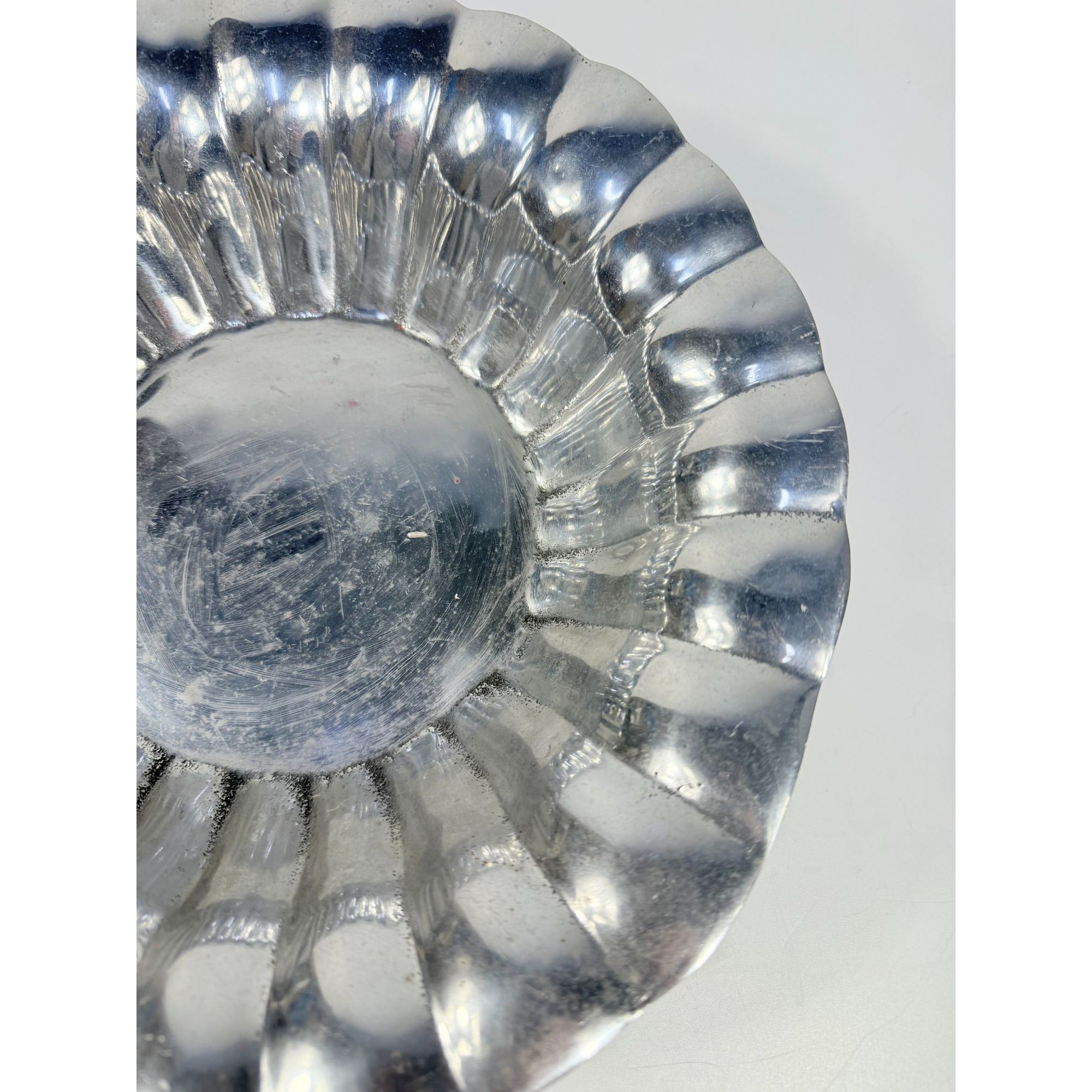 Pewter Bowl Silver Large Fruit Serving Holland Boone Shell Scalloped Round Replacement Dishes Holiday Party Wedding Gift Traditional Home