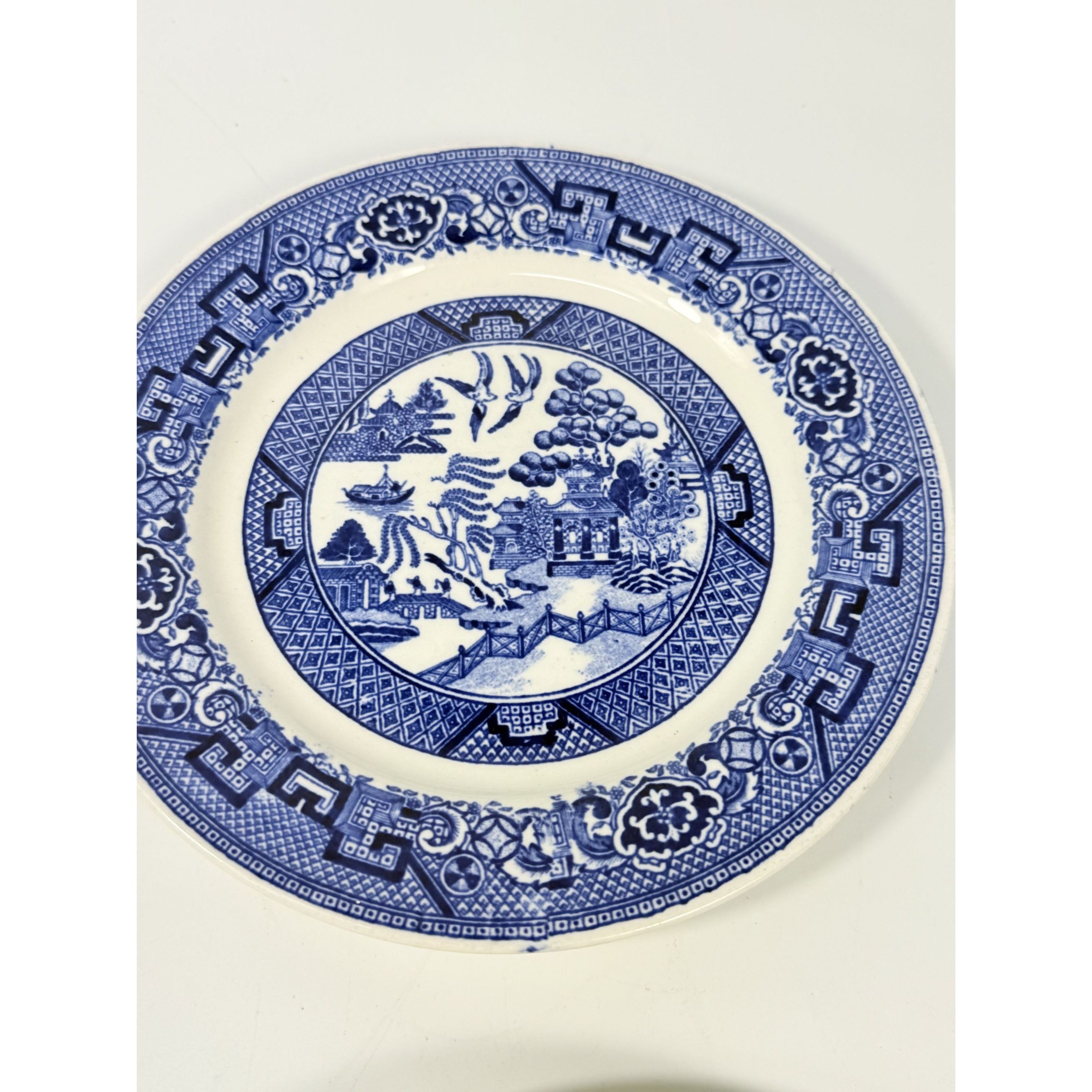Dessert Pie Salad Side Plates Set 2 Vintage Blue Willow Ware Homer Laughlin 71/4" Pair Chinosiere Replacement China Oriental Traditional