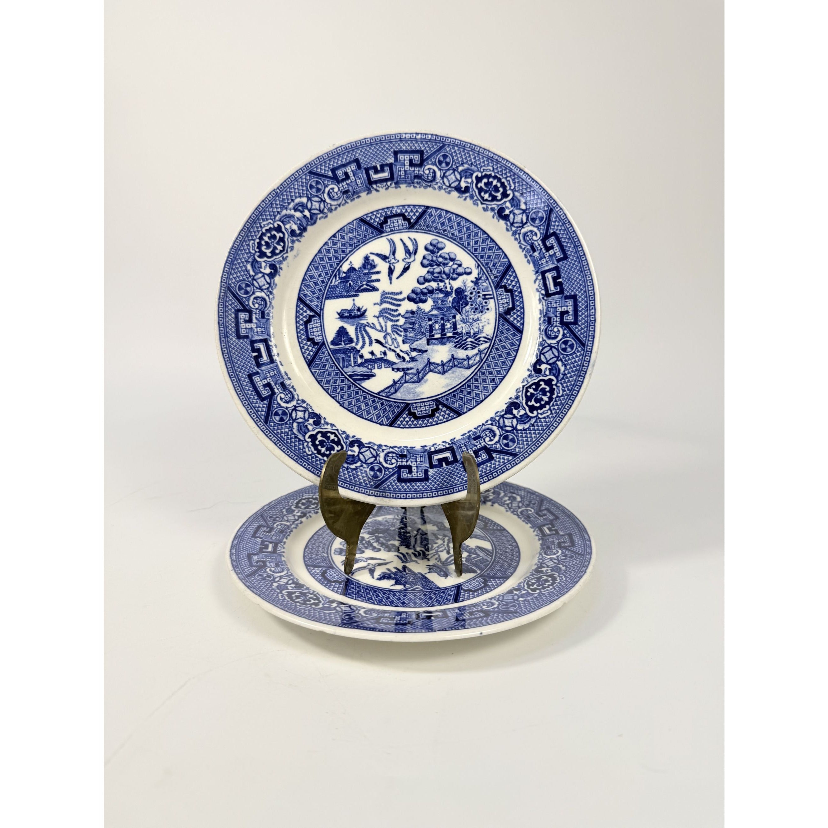 Dessert Pie Salad Side Plates Set 2 Vintage Blue Willow Ware Homer Laughlin 71/4" Pair Chinosiere Replacement China Oriental Traditional