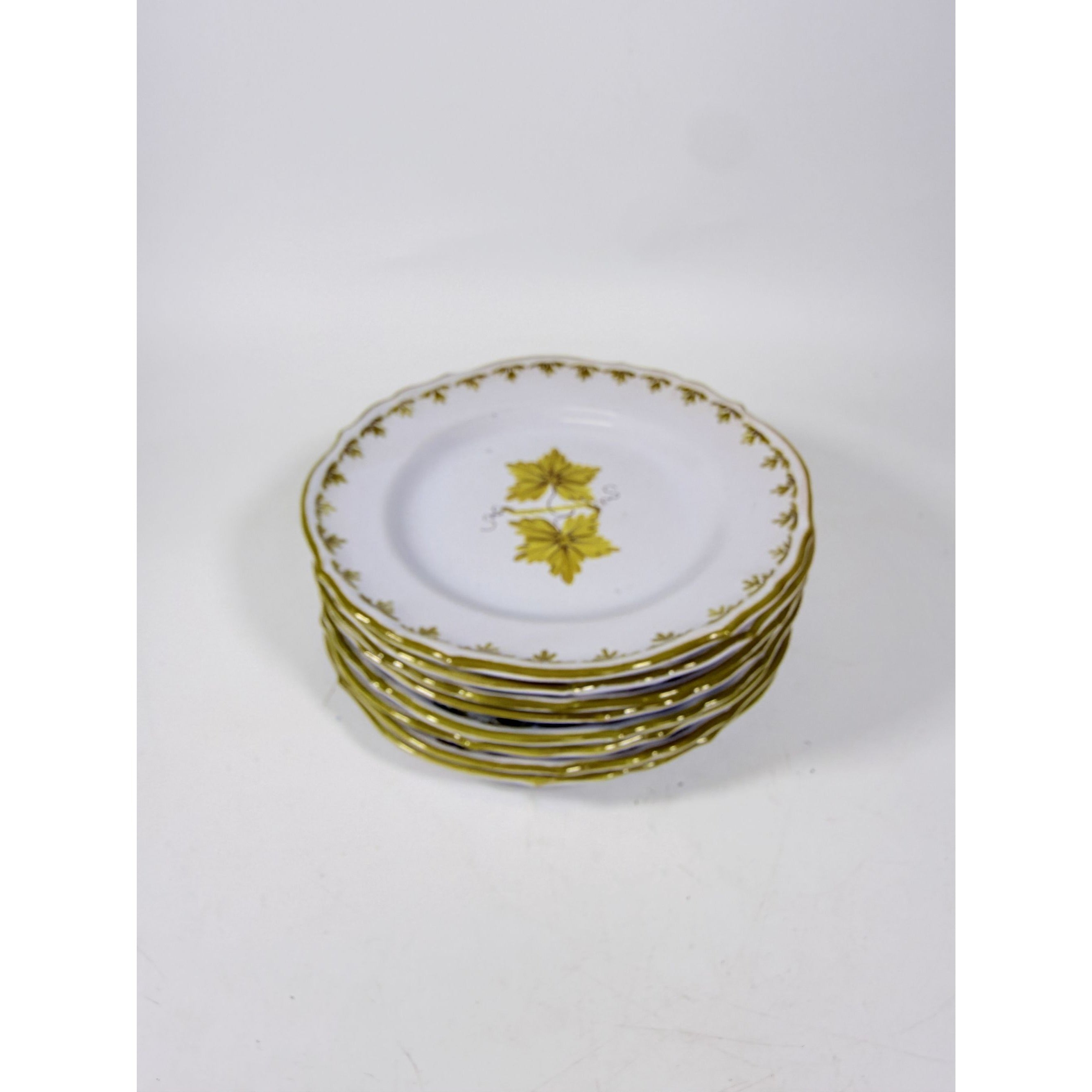 Italian Pottery Salad Plates Set of 8 Guido Gambone ITY233 Handpainted Grape Leaves Green Replacement China Dishes Made in Italy G72