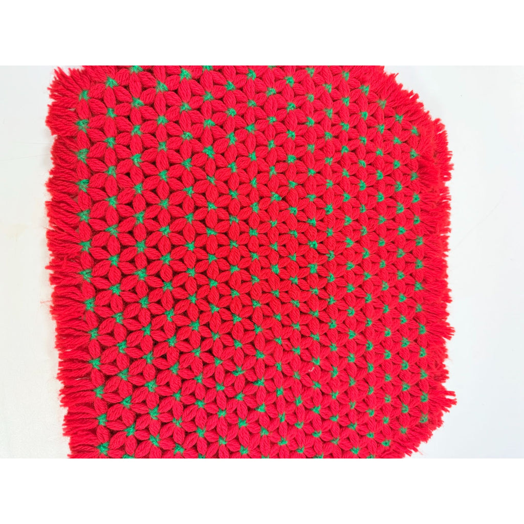 Christmas Table Placemats Hand Crocheted Red and Green Flowers Set 4 Mid Century Floral Tablescape Setting Holiday Seasonal Granny Core