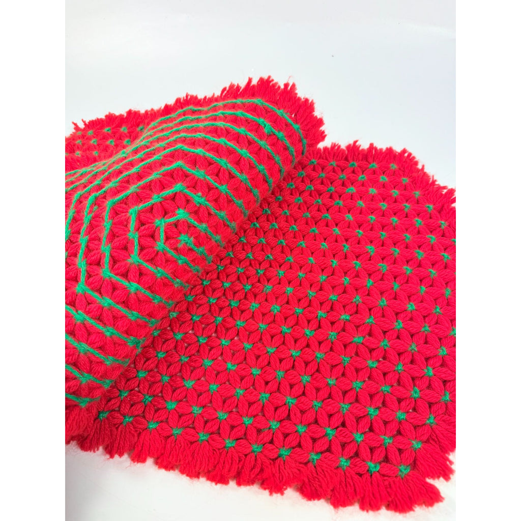 Christmas Table Placemats Hand Crocheted Red and Green Flowers Set 4 Mid Century Floral Tablescape Setting Holiday Seasonal Granny Core