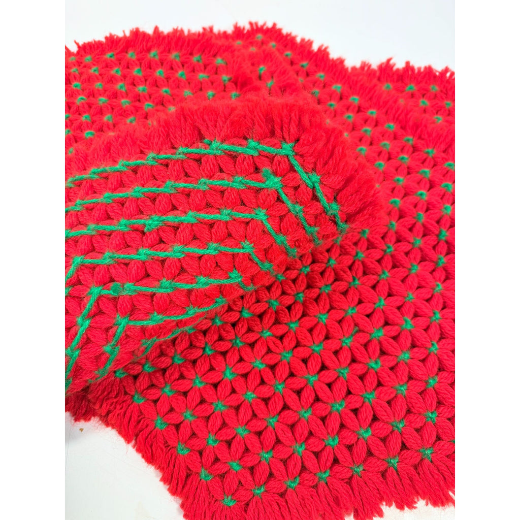 Christmas Table Placemats Hand Crocheted Red and Green Flowers Set 4 Mid Century Floral Tablescape Setting Holiday Seasonal Granny Core