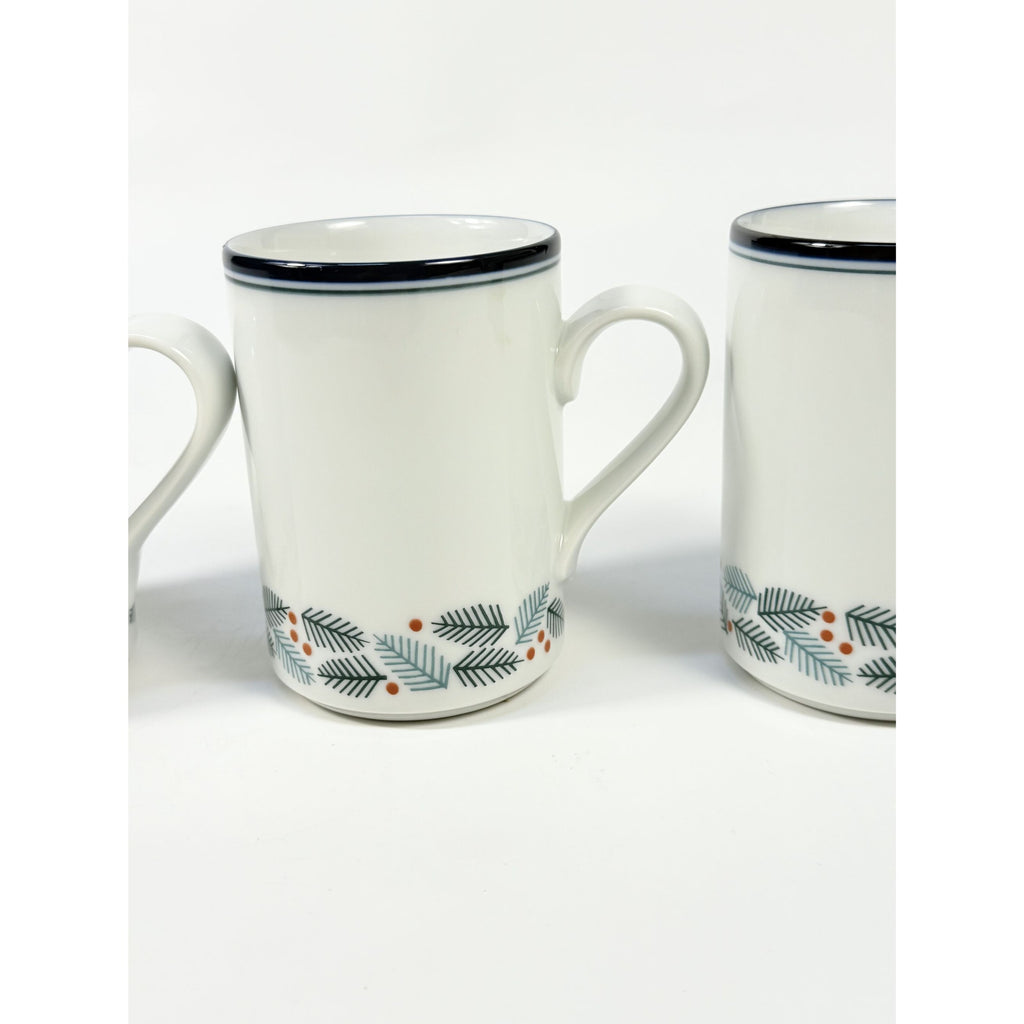 Coffee Tea Mugs  Set 4 Christmas Stoneware Pine Branches Berries Dansk Bistro 10oz Japan Replacement China Scandanavian Style Minimalist