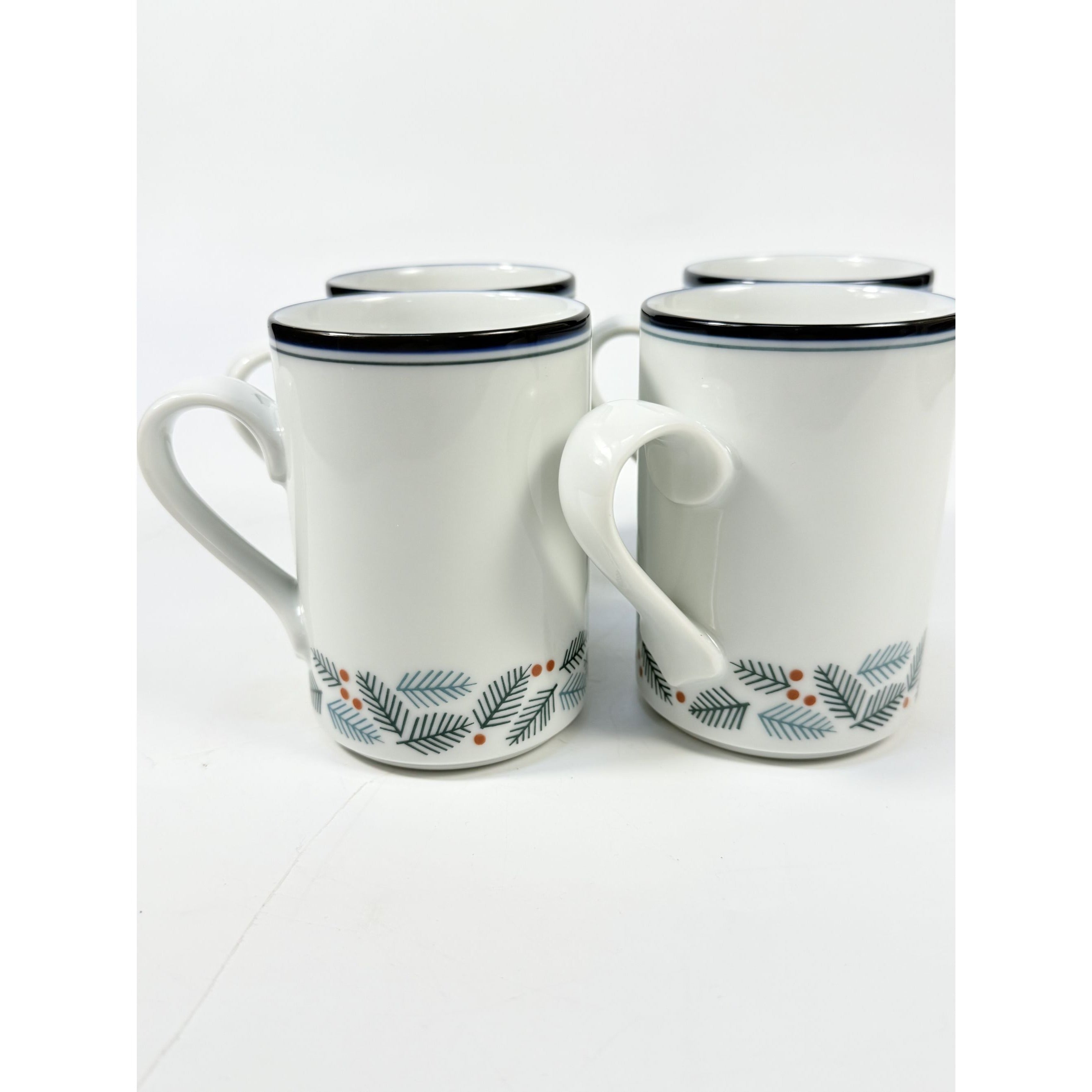 Coffee Tea Mugs  Set 4 Christmas Stoneware Pine Branches Berries Dansk Bistro 10oz Japan Replacement China Scandanavian Style Minimalist