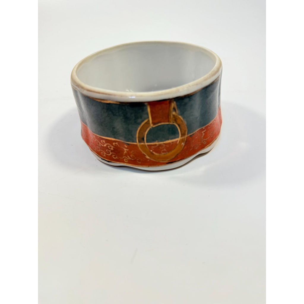 Equestrian Trinket Box Hand Painted Porcelain Jewelry Stash box Horse themed jewel storage Round Chinese Macu Lidded Gift Box Ceramic