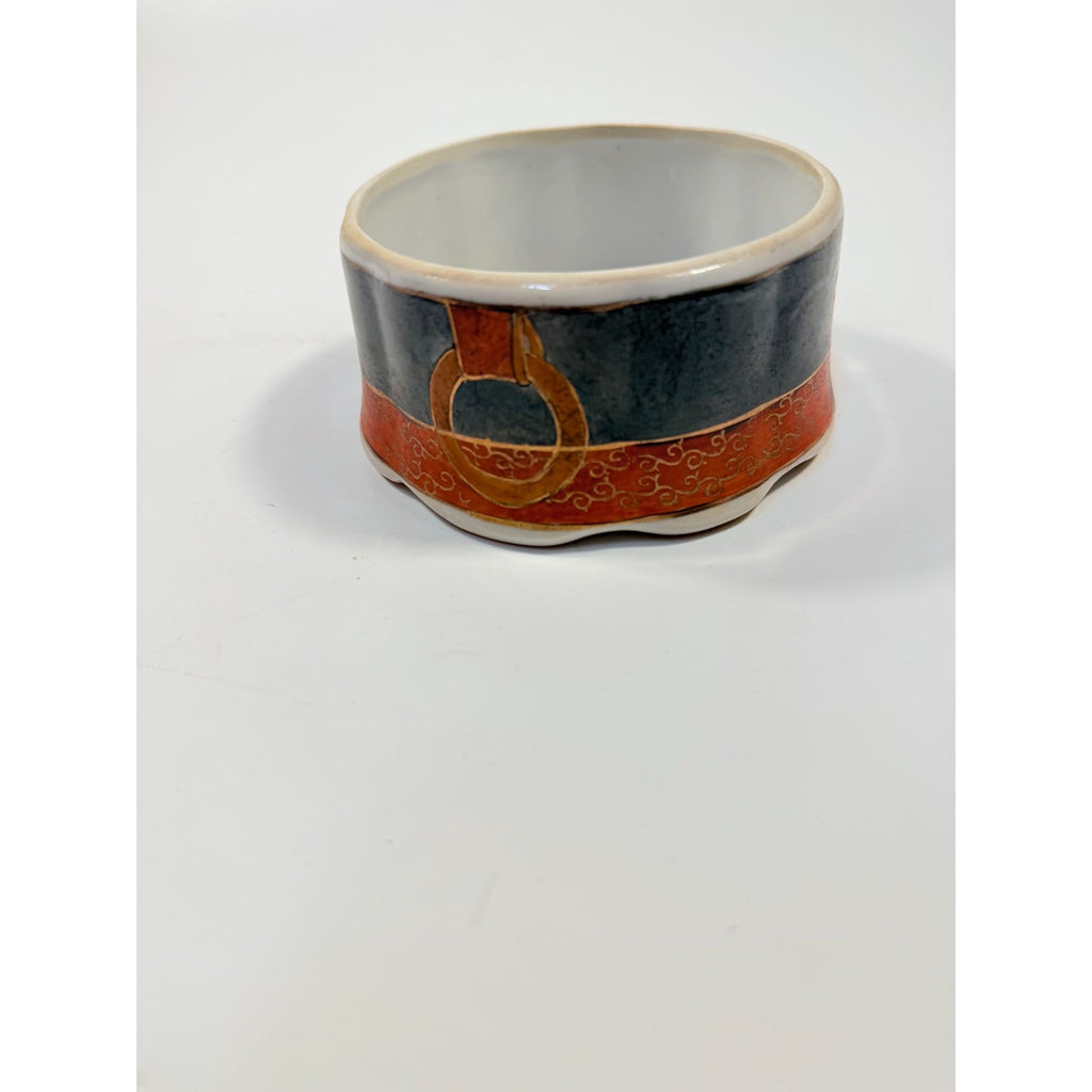 Equestrian Trinket Box Hand Painted Porcelain Jewelry Stash box Horse themed jewel storage Round Chinese Macu Lidded Gift Box Ceramic