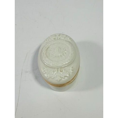 Trinket Jewelry Box White Porcelain Sun King Palais De Versailles French Elizabeth Arden Made in Japan Vintage Vanity Bedside Table Boudoir