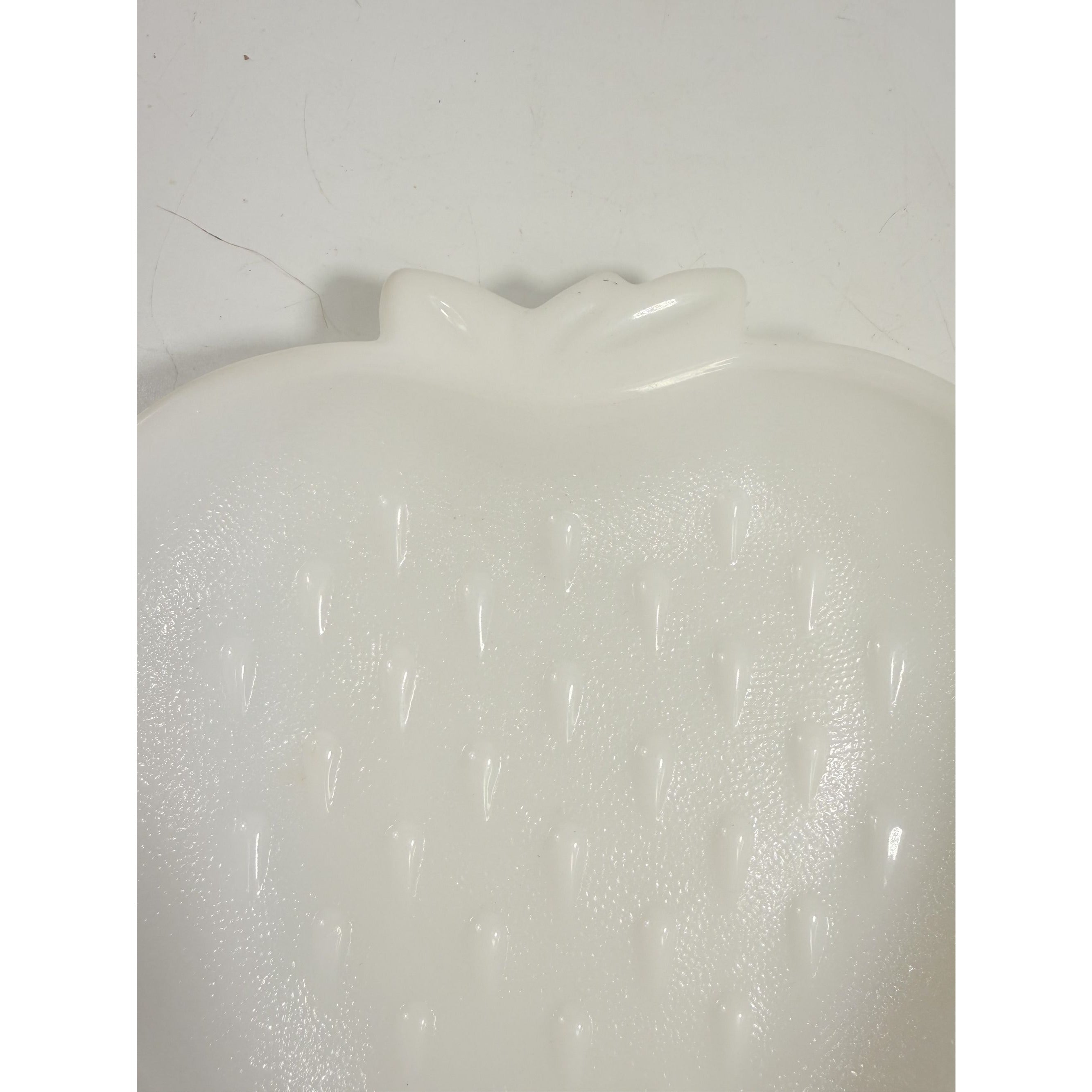 Strawberry Trinket Dish Milk Glass White Hazel Atlas Serving Dish Barware Salad Plate Berry Bowl Kitcheware Replaceent China Granny Cottage