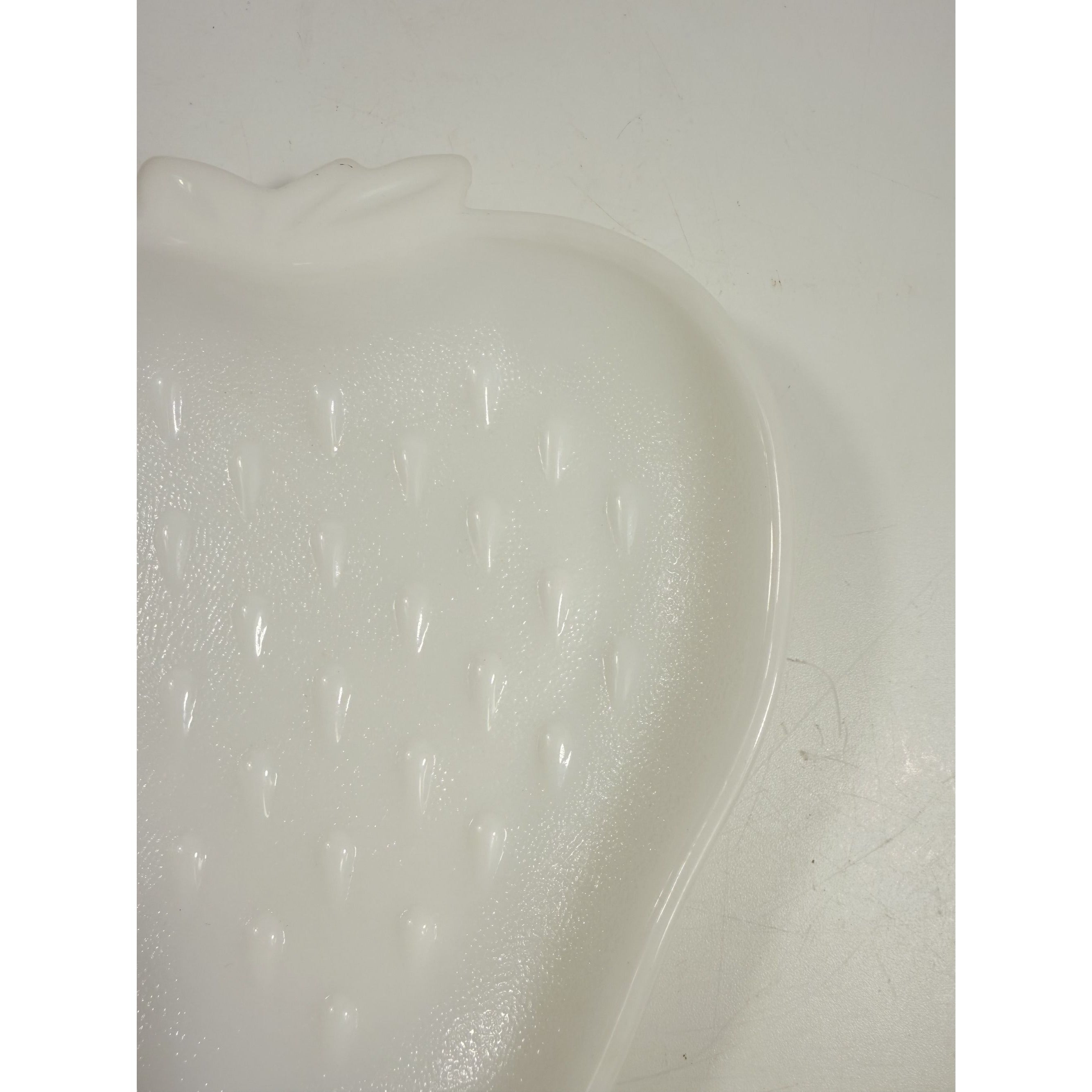 Strawberry Trinket Dish Milk Glass White Hazel Atlas Serving Dish Barware Salad Plate Berry Bowl Kitcheware Replaceent China Granny Cottage