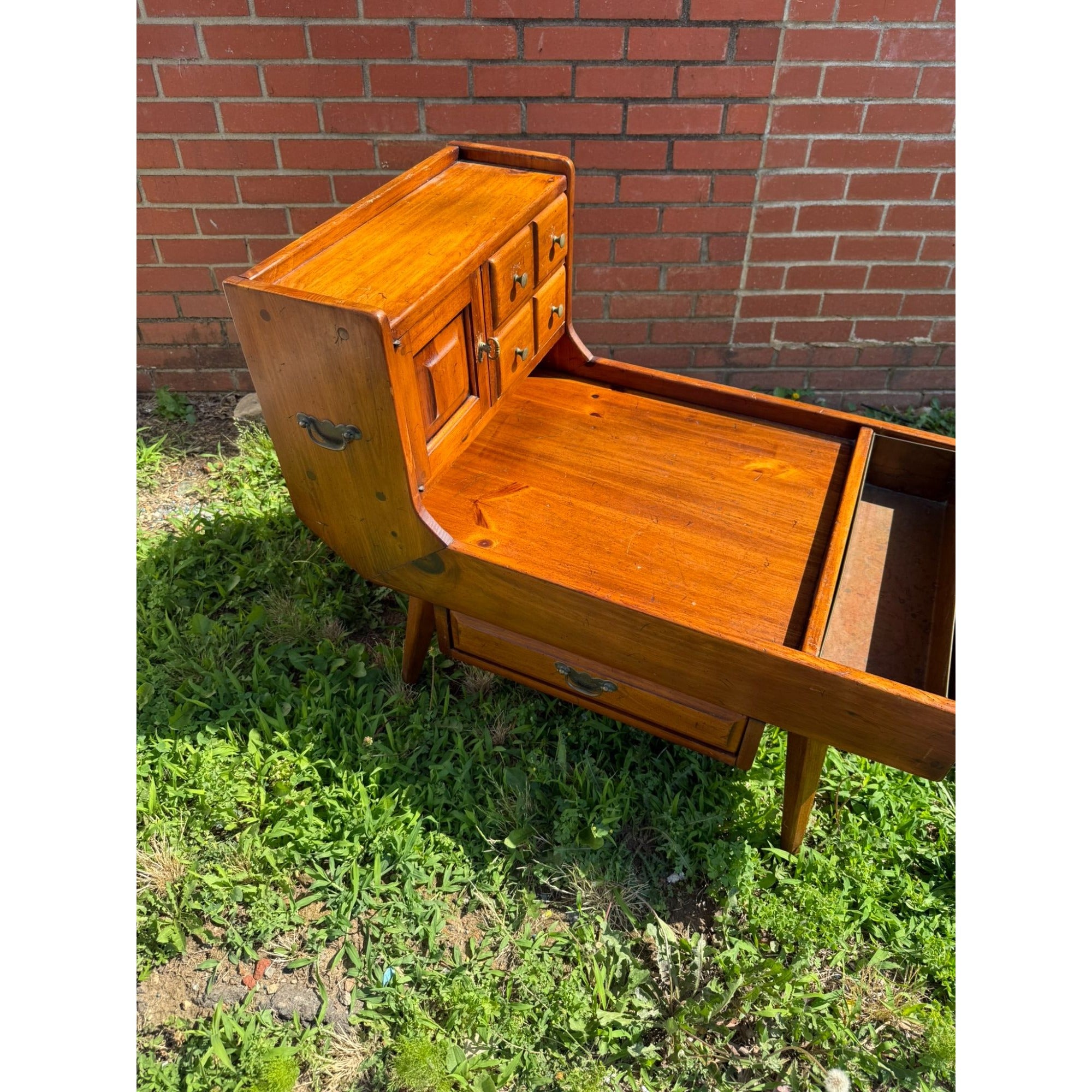 Cobblers Bench End Side Table Colonial Style Link Taylor Pilgrim Pine Copper Bowl Flower Planter Vintage Furniture Unique Mid Century
