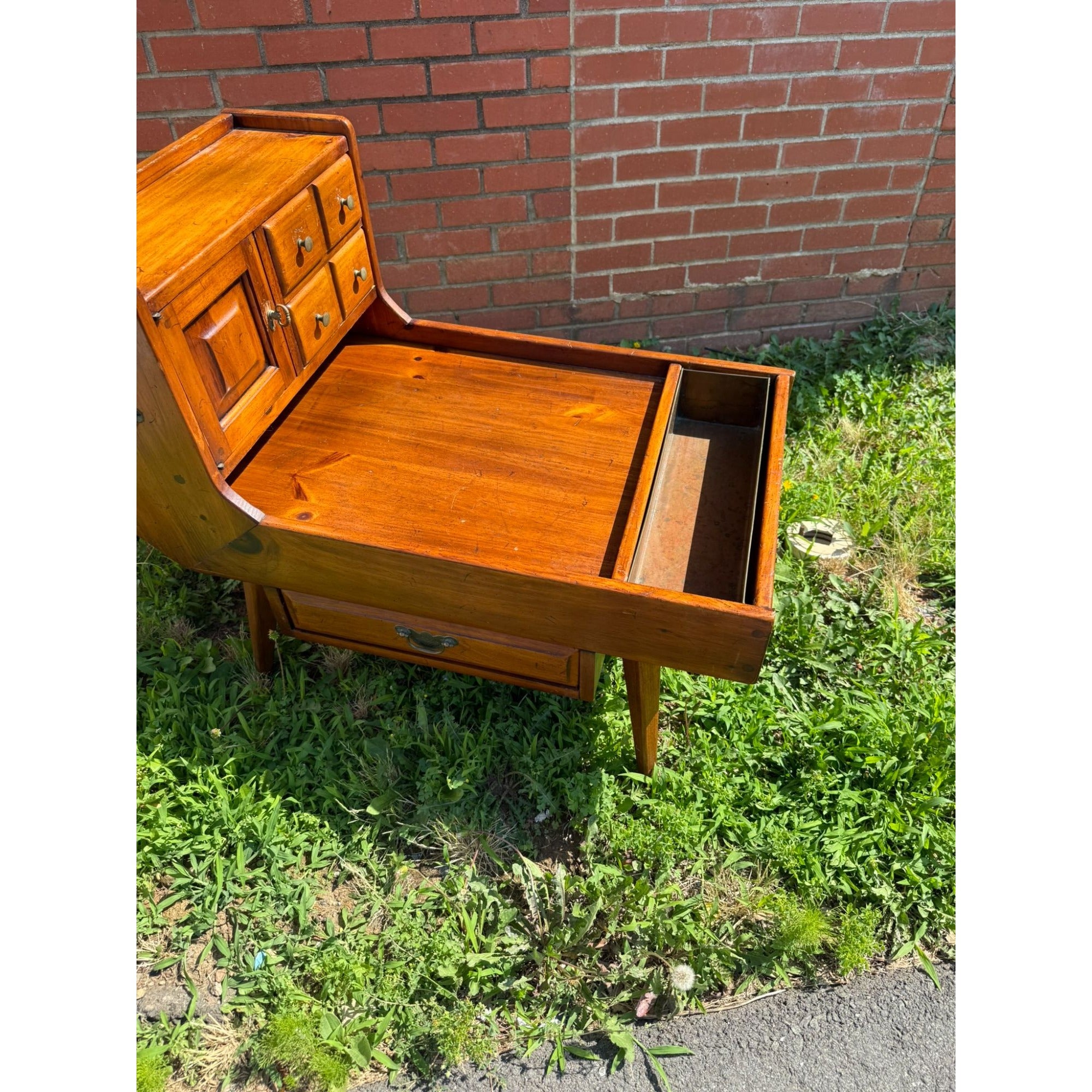 Cobblers Bench End Side Table Colonial Style Link Taylor Pilgrim Pine Copper Bowl Flower Planter Vintage Furniture Unique Mid Century