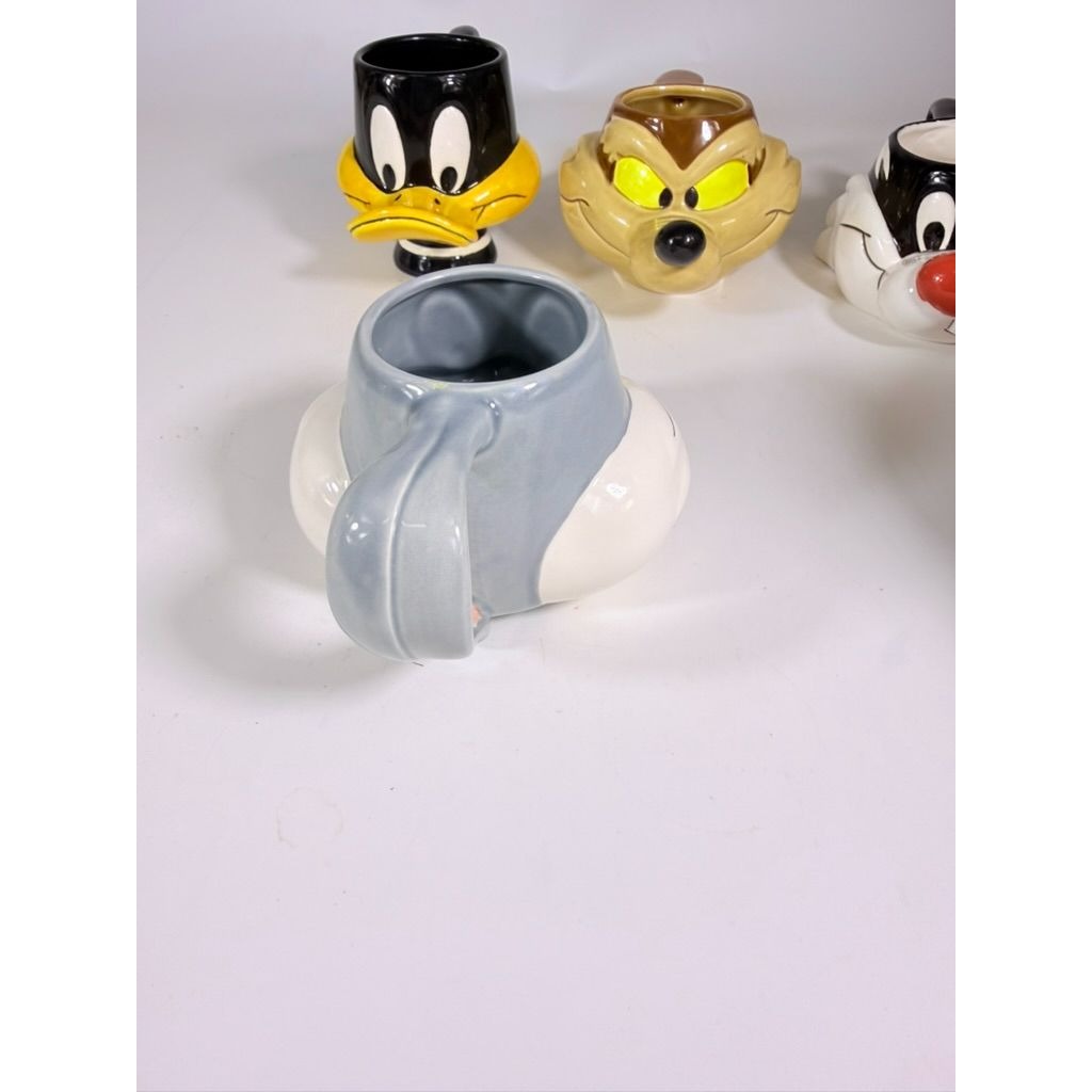 Ceramic Mug 3D Set 5 Looney Tunes Bugs Bunny, Sylvester, Wille E Coyote, Road Runner, Daffy Duck Vintage Cartoon Characters Warner Brothers