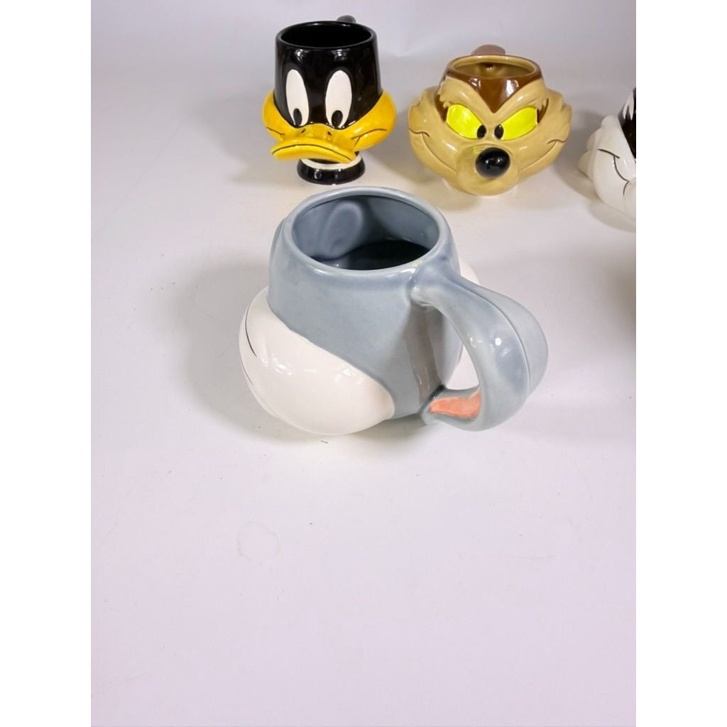 Ceramic Mug 3D Set 5 Looney Tunes Bugs Bunny, Sylvester, Wille E Coyote, Road Runner, Daffy Duck Vintage Cartoon Characters Warner Brothers