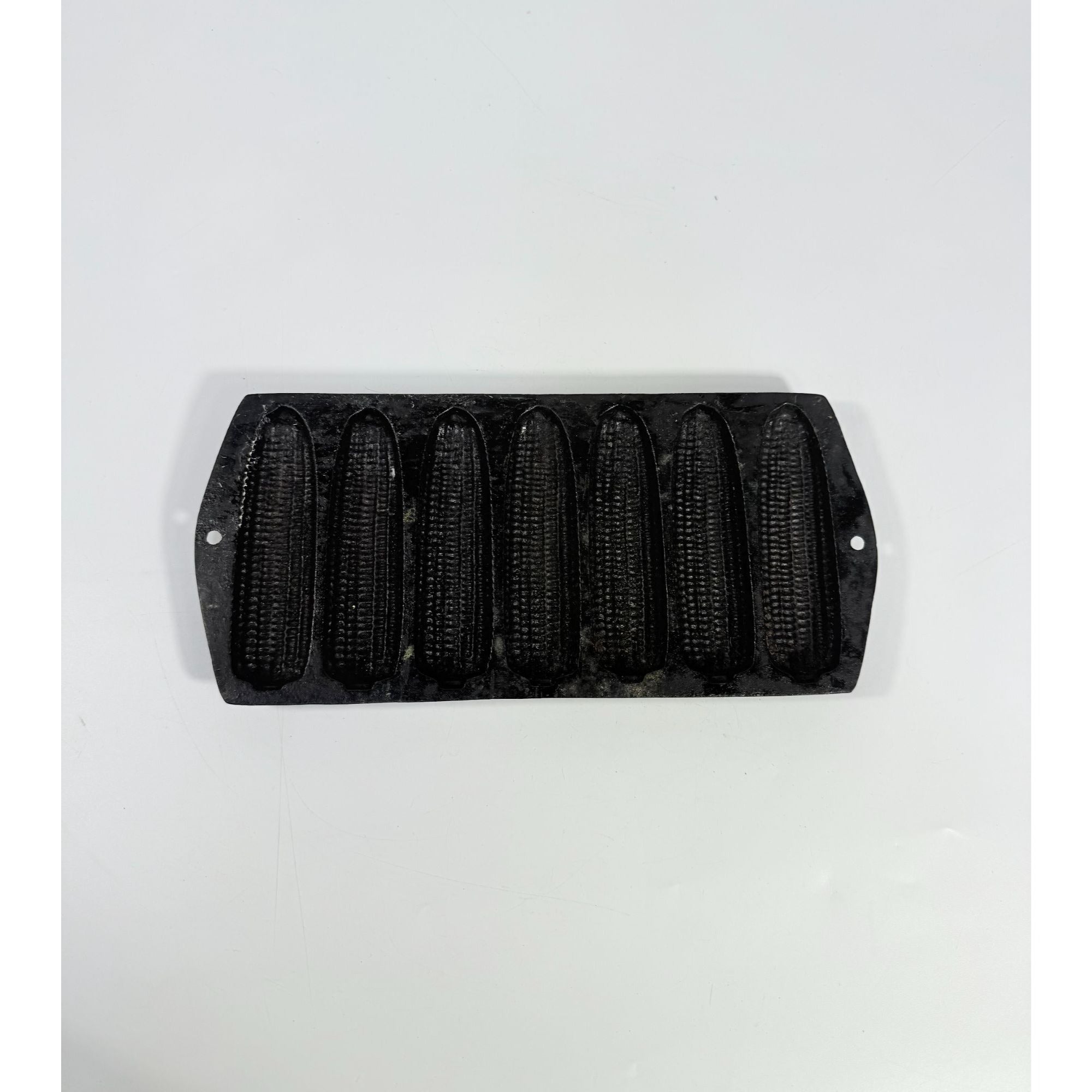Cast Iron Cornbread Corn Cob Stick Muffin Molds Pan 7 Mold Made in USA Vintage Kitcheware Baking Servingware Cookware Farmhouse Primitive