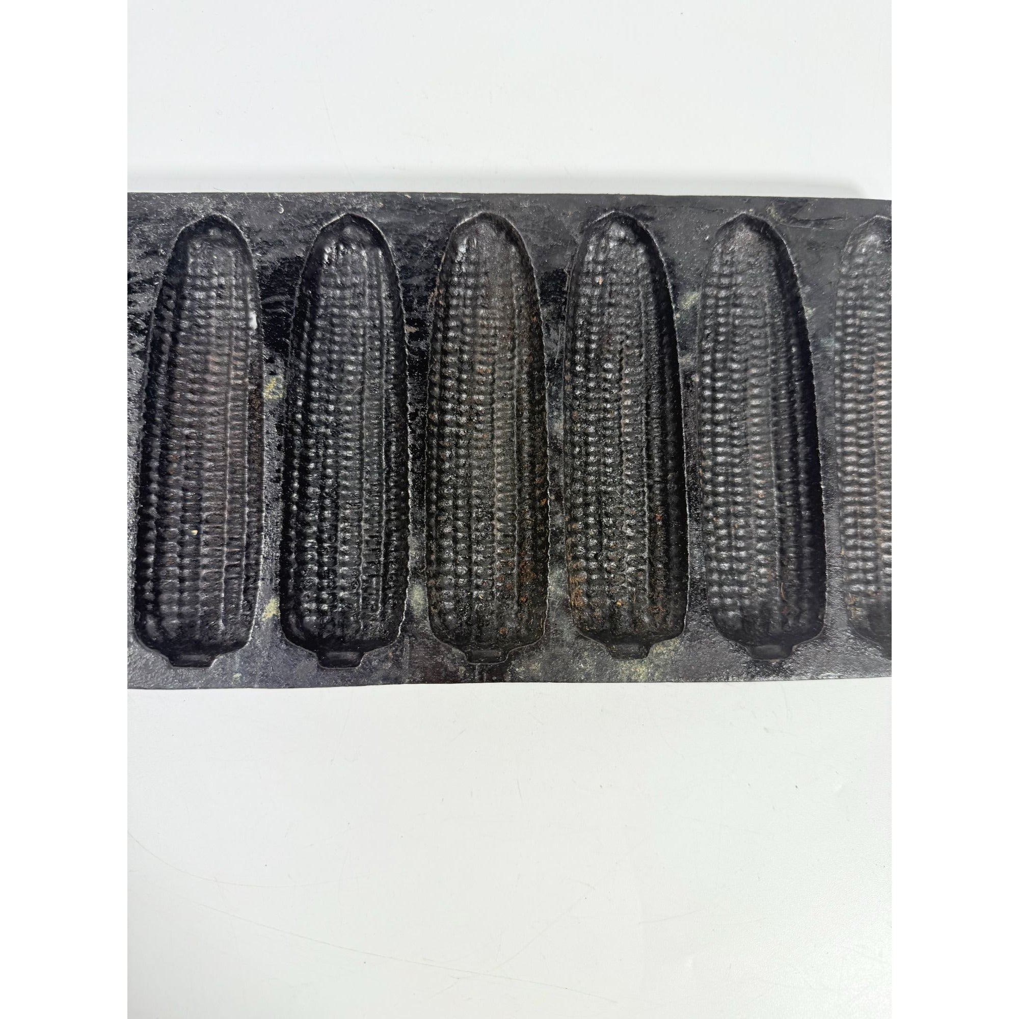 Cast Iron Cornbread Corn Cob Stick Muffin Molds Pan 7 Mold Made in USA Vintage Kitcheware Baking Servingware Cookware Farmhouse Primitive