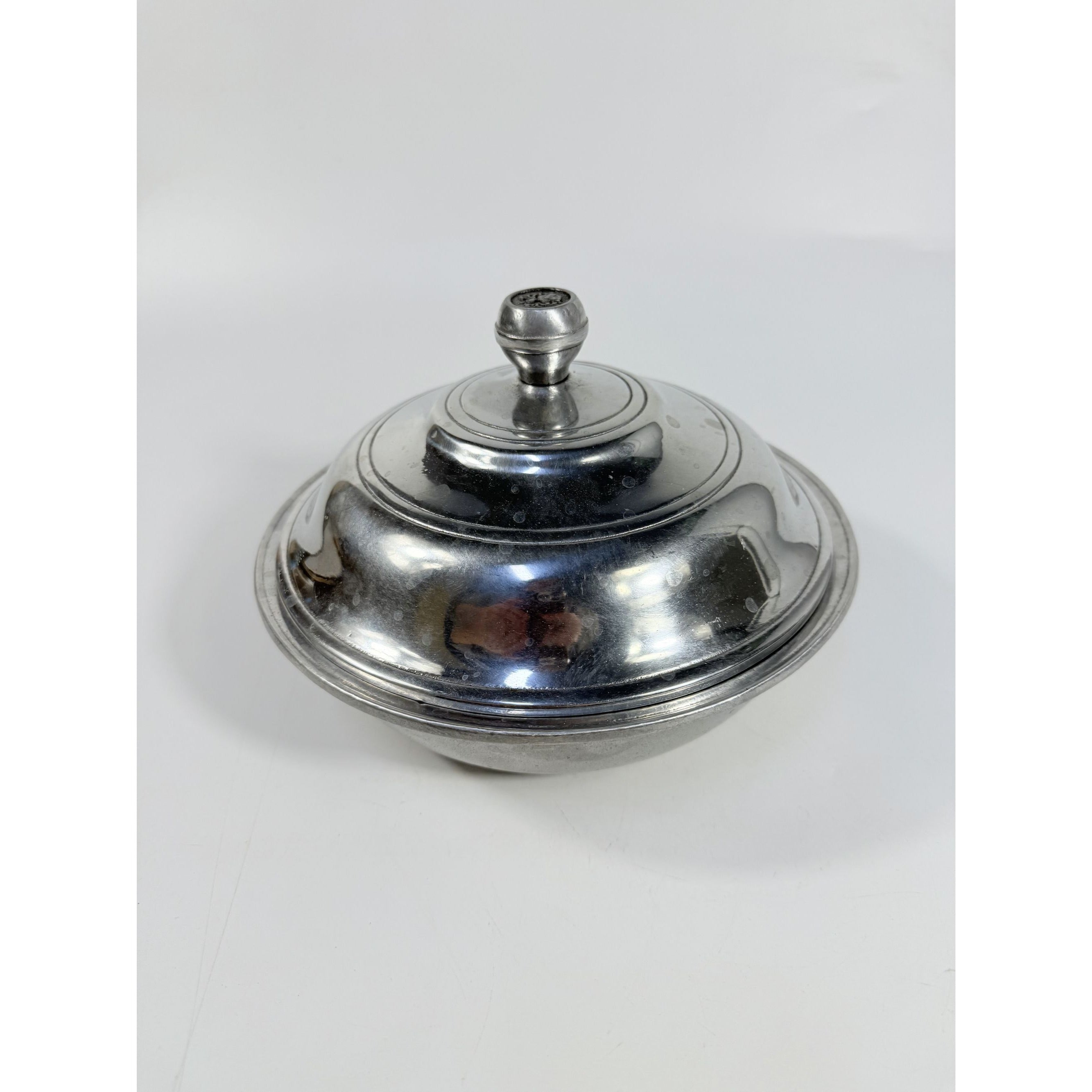 Pewter Serving Bowl Covered Vegetable Wilton Armetele Plough Tavern Large Round 1973 Vintage Columbia PA Replacement Dishes Colonial