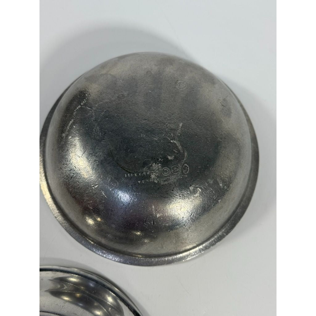 Pewter Serving Bowl Covered Vegetable Wilton Armetele Plough Tavern Large Round 1973 Vintage Columbia PA Replacement Dishes Colonial