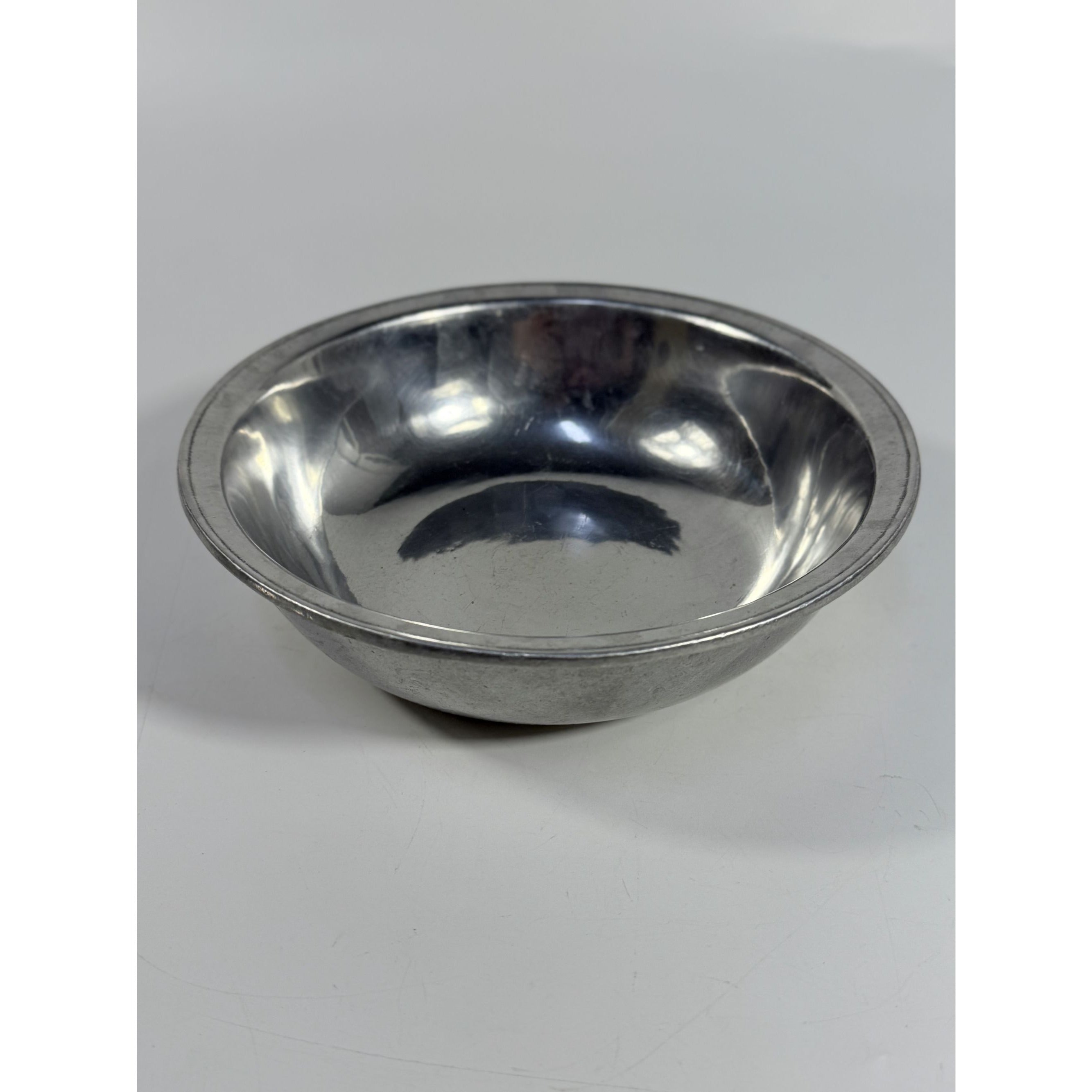 Pewter Serving Bowl Covered Vegetable Wilton Armetele Plough Tavern Large Round 1973 Vintage Columbia PA Replacement Dishes Colonial