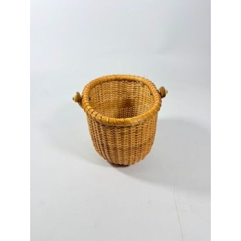 Nantucket lightship basket -Wicker Handled Handmade Wood Bottom Vintage collectible