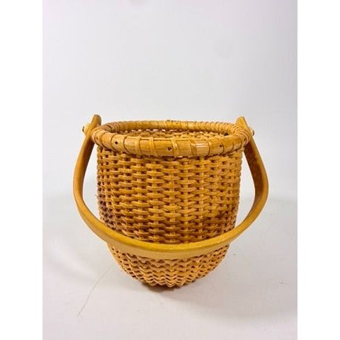 Nantucket lightship basket -Wicker Handled Handmade Wood Bottom Vintage collectible