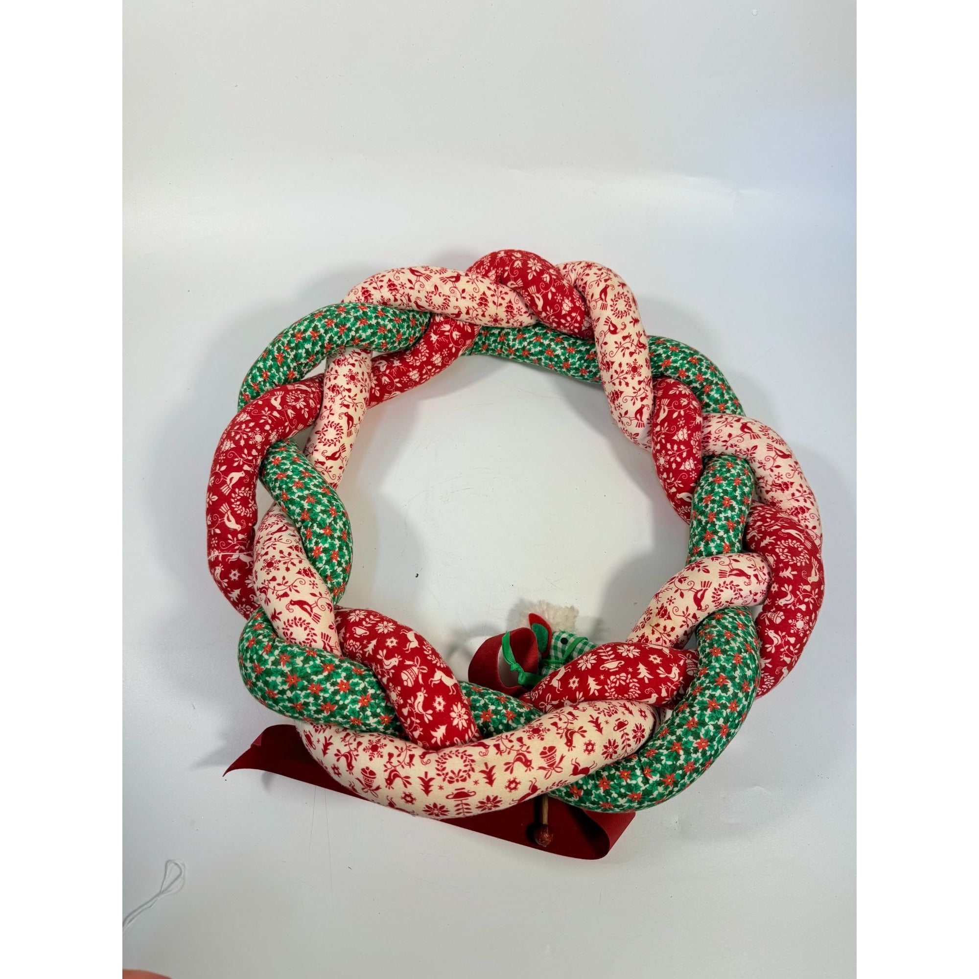 Fabric Woven Christmas Wreath Vintage Love Knot Red Green White Mid Century Granny Cottage Core Wall Decor Seasonal Holiday Handmade