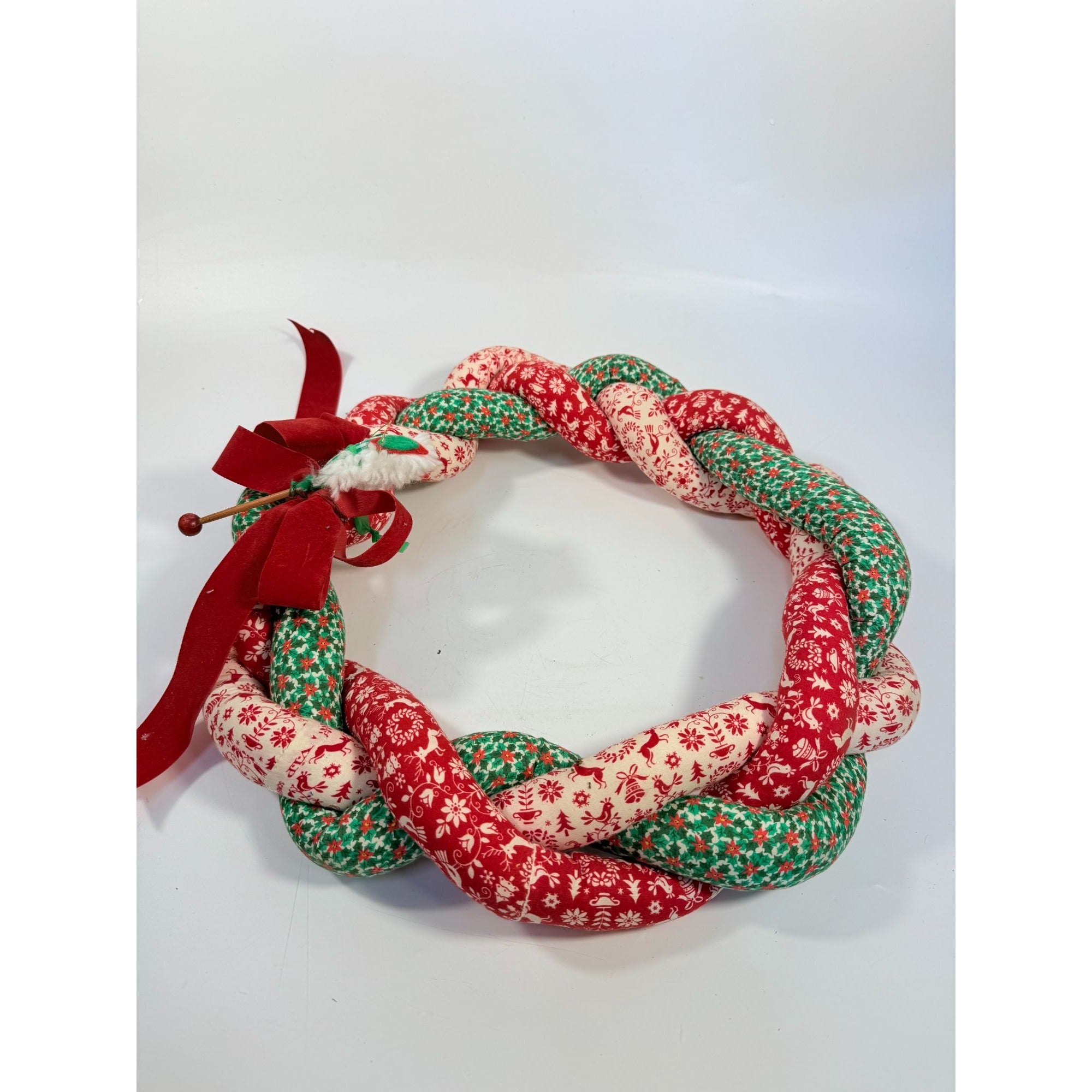 Fabric Woven Christmas Wreath Vintage Love Knot Red Green White Mid Century Granny Cottage Core Wall Decor Seasonal Holiday Handmade