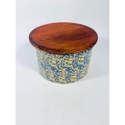 Pottery Crock Low 2 Quart Robinson Ransbottom Blue Spongeware Wood Lid Vintage Hand Painted Kitchenware Farmhouse Primitive Country Granny