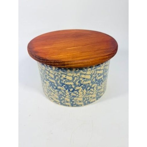 Pottery Crock Low 2 Quart Robinson Ransbottom Blue Spongeware Wood Lid Vintage Hand Painted Kitchenware Farmhouse Primitive Country Granny