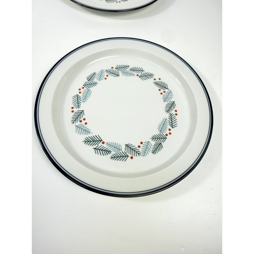 Salad Luncheon Plates Set 4 Christmas Stoneware Pine Branches Berries Dansk Bistro Japan Replacement China Scandanavian Style Minimalist