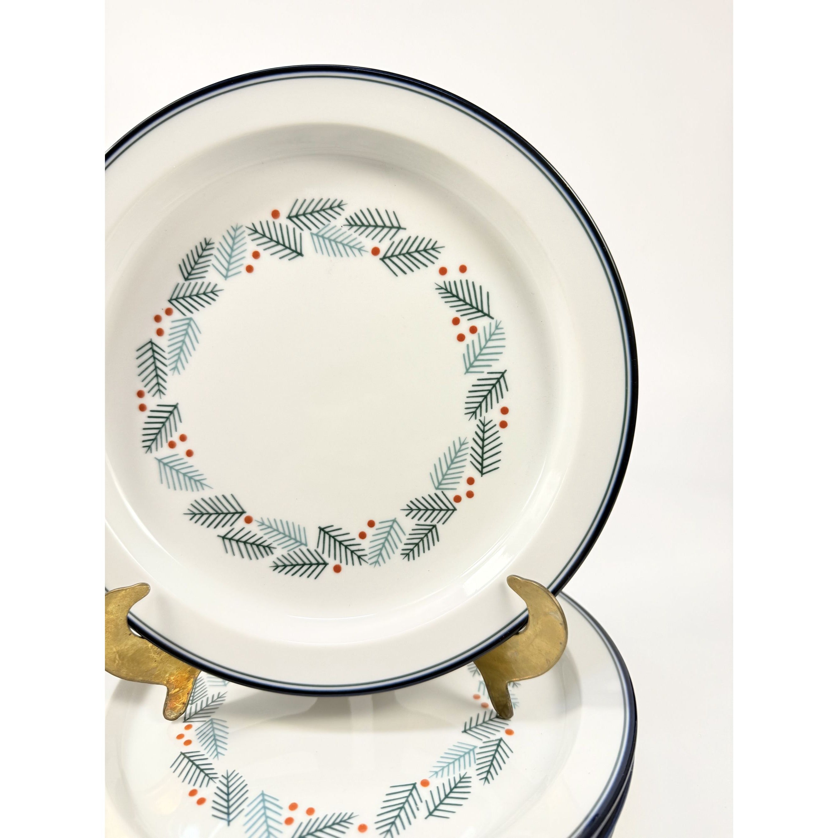 Salad Luncheon Plates Set 4 Christmas Stoneware Pine Branches Berries Dansk Bistro Japan Replacement China Scandanavian Style Minimalist