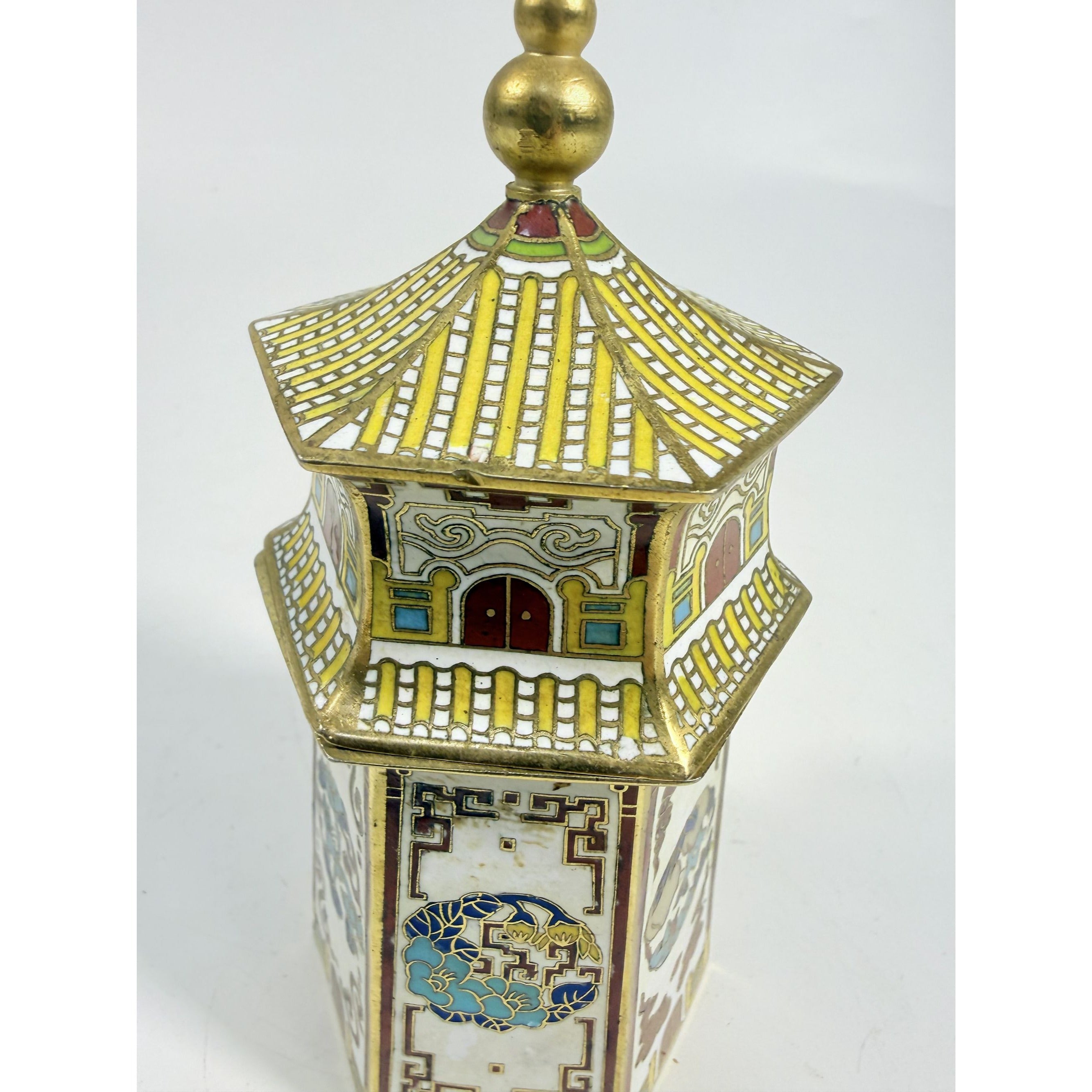 Brass Cloisonné Tobacco Leaf  Jar Chinosiere Asian Oriental Enamel box Temple Pagoda Flowers Vintage Home Shelf Decor Decorative Accents